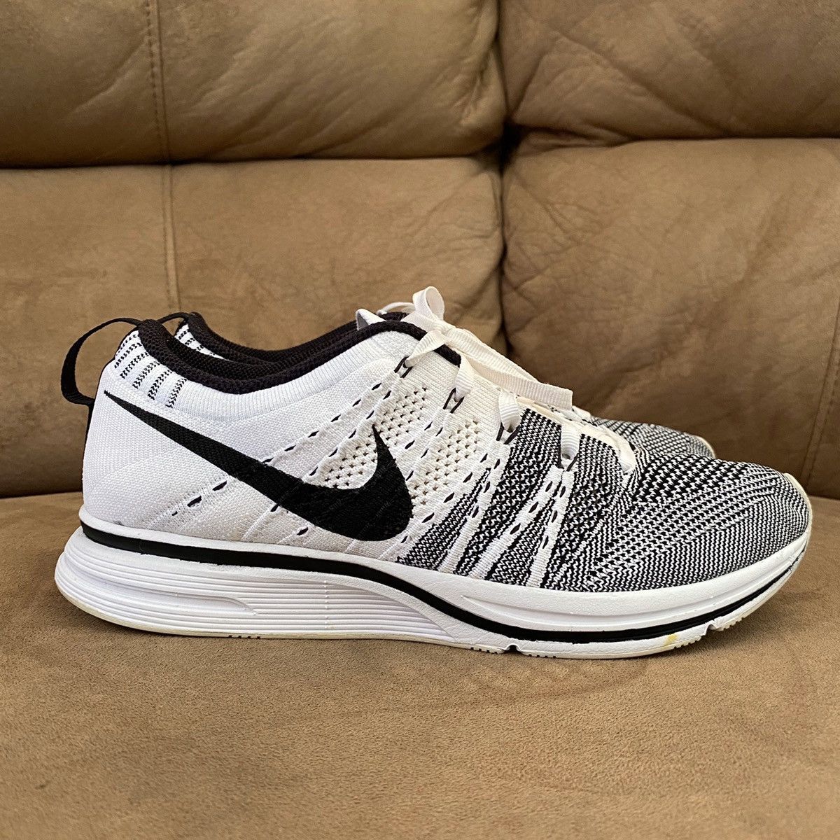 Flyknit Trainer White/Black