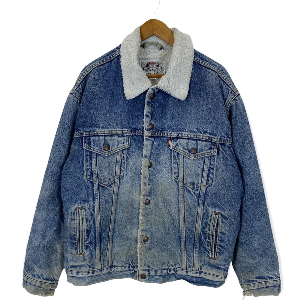 Levi's AUTHENTIC LEVI'S SHERPA LINING DISTRESSED DENIM JACKET Size US L / EU 52-54 / 3 - 1 Thumbnail