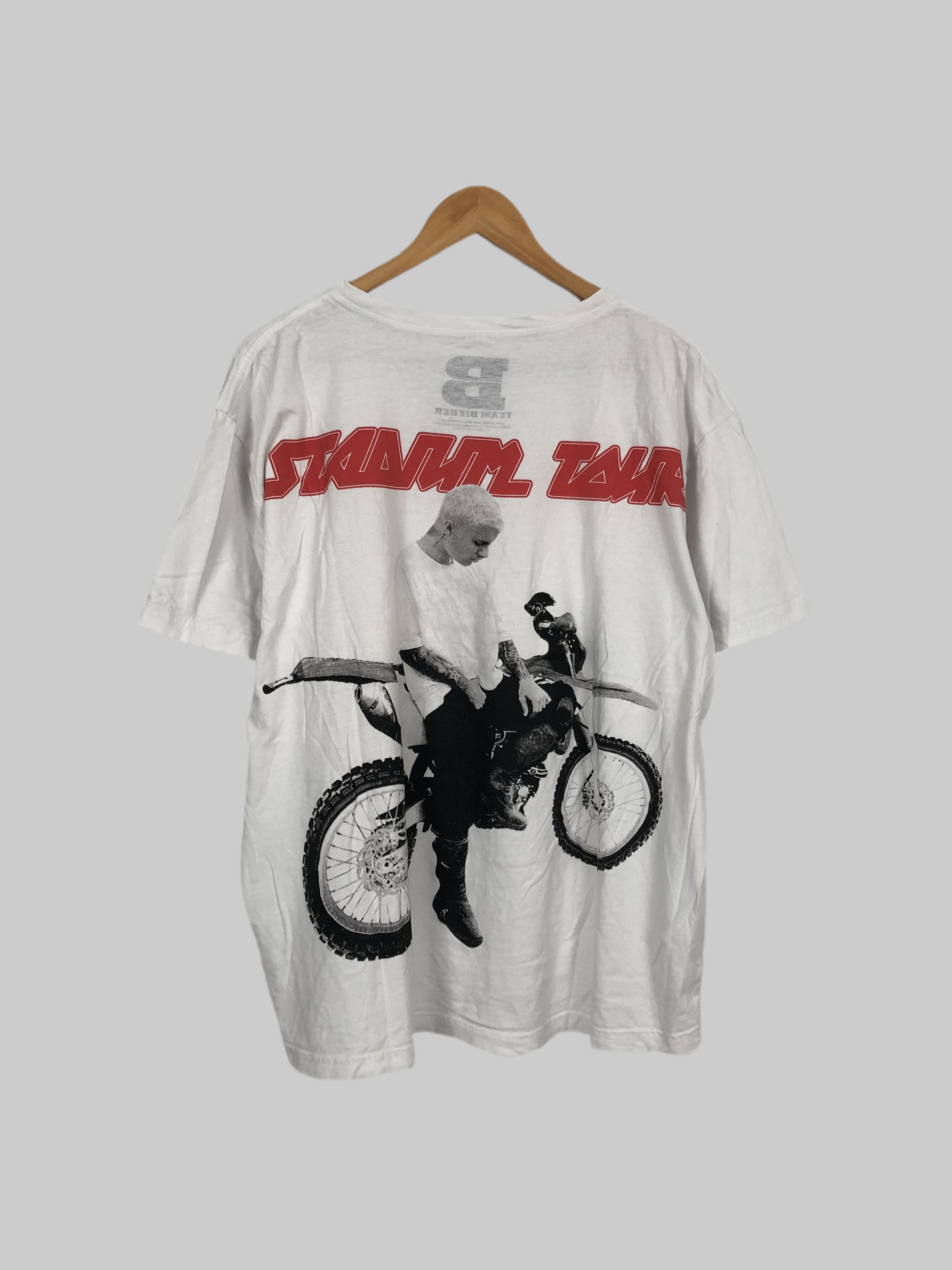 Band Tees Vintage 2017 Justin Bieber (Ariana Grande Taylor Swift) Size US XL / EU 56 / 4 - 1 Thumbnail