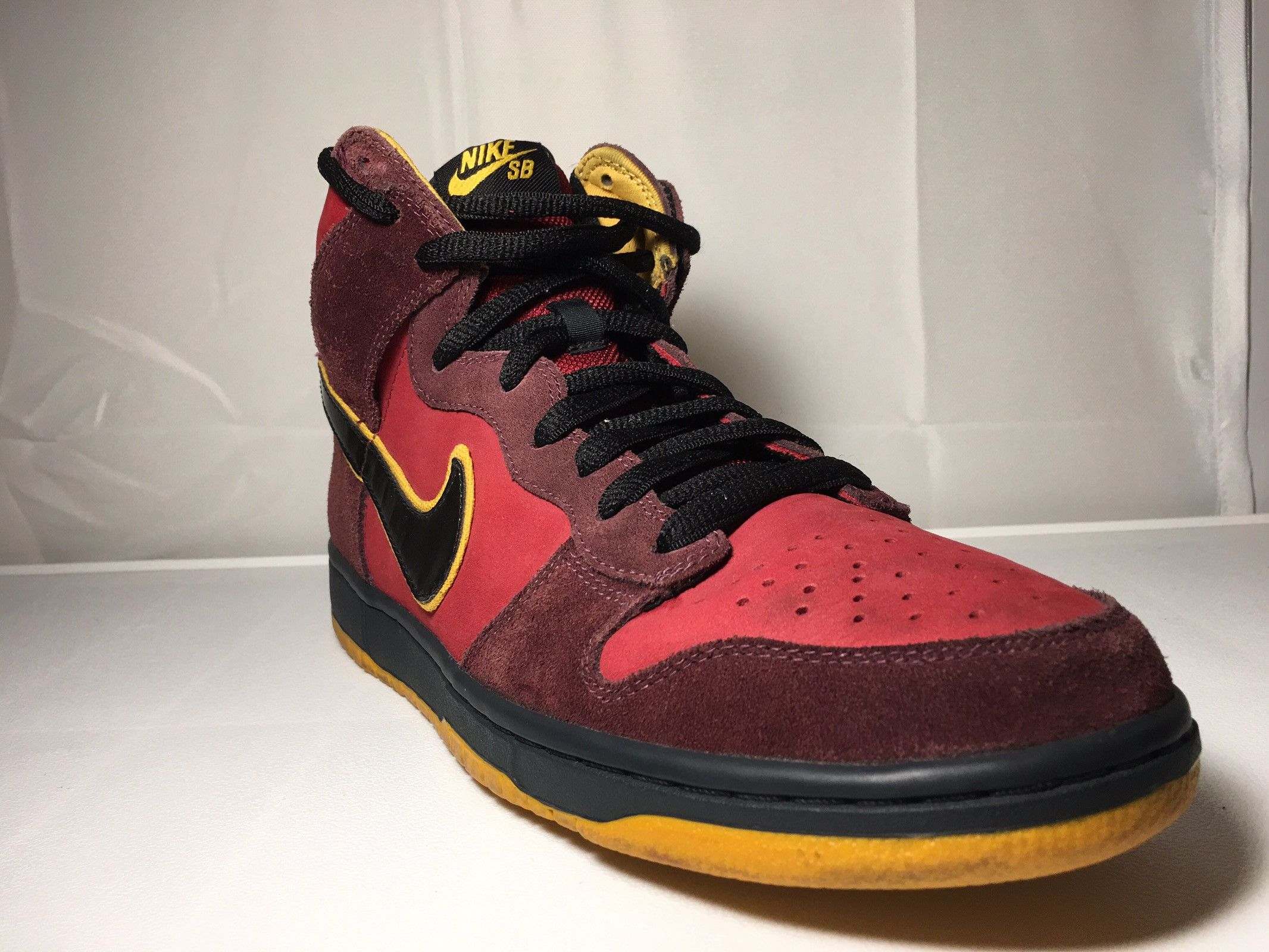 Nike sb iron man deals