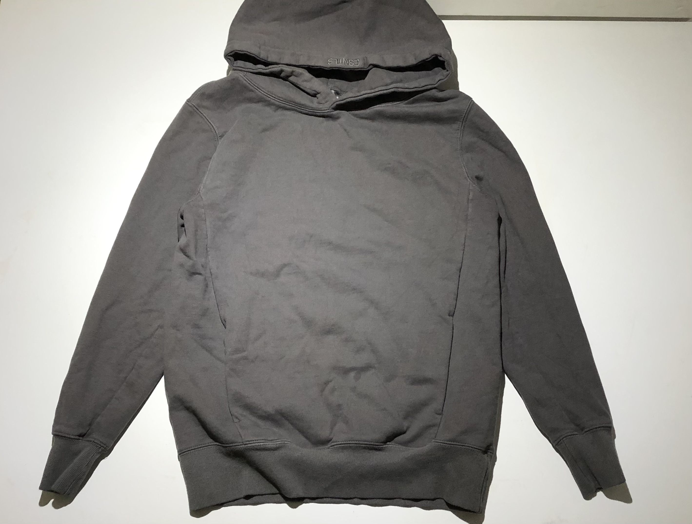 Japanese Brand Esntls Thick Grey Street Wear Essential Hoodie Size US S / EU 44-46 / 1 - 1 Preview