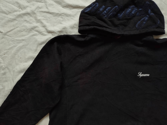 Supreme Vintage Supreme Hoodie Big Logo in Hood Sweater Size US M / EU 48-50 / 2 - 5 Thumbnail