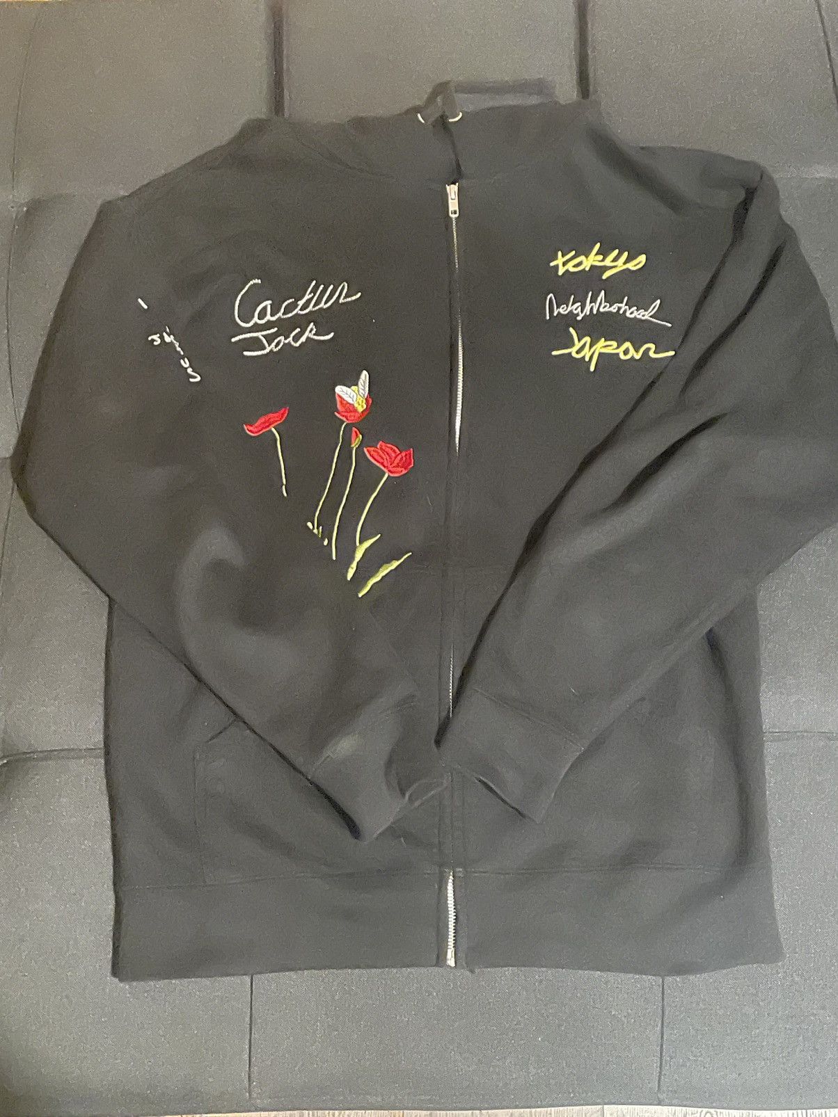 neighborhood x travis scott