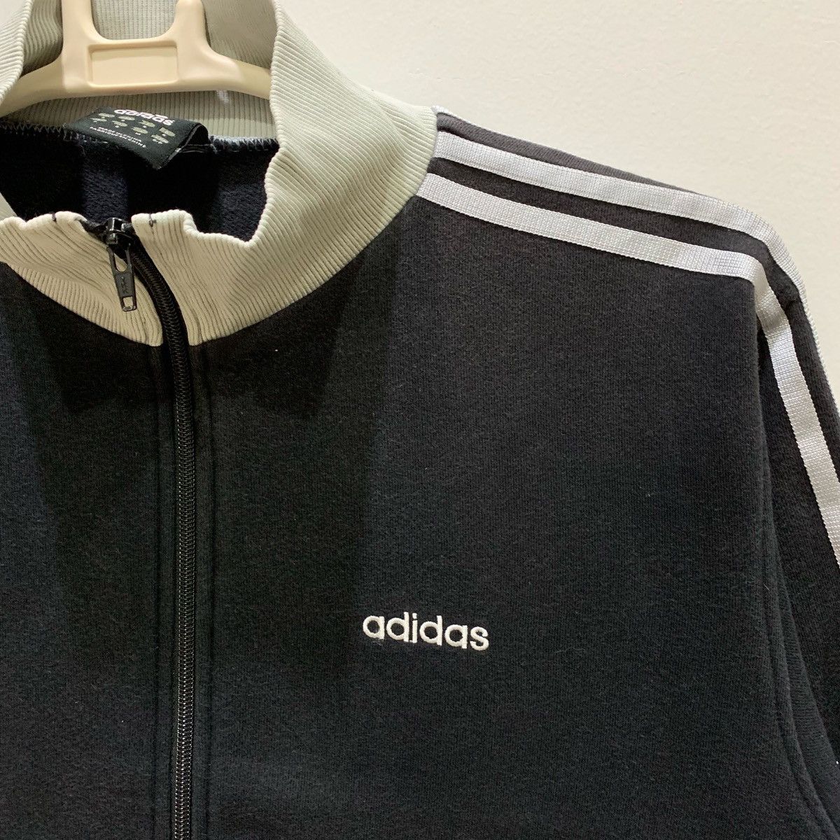 Adidas × Japanese Brand ADIDAS Sweatshirts Fits size M Size US M / EU 48-50 / 2 - 3 Thumbnail