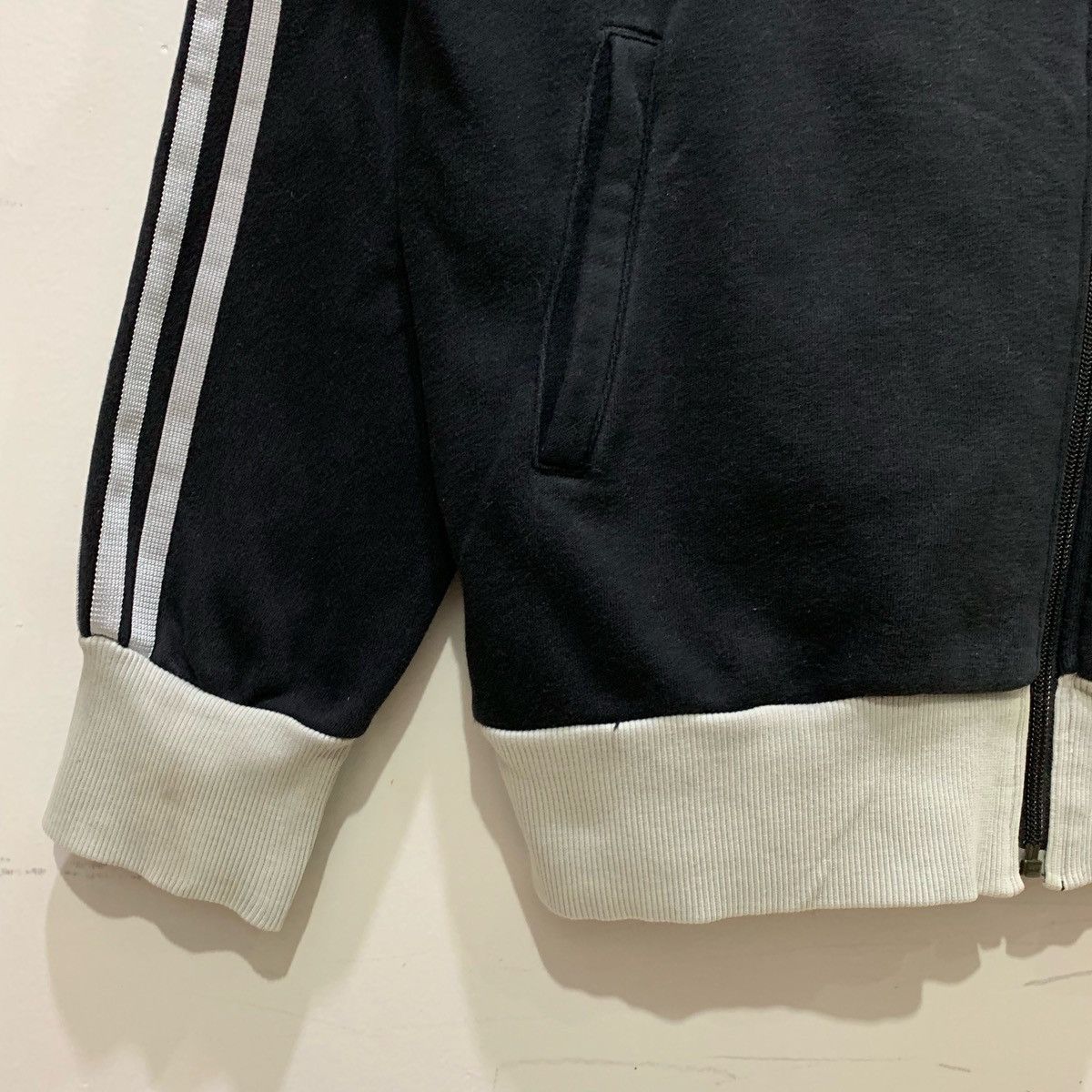 Adidas × Japanese Brand ADIDAS Sweatshirts Fits size M Size US M / EU 48-50 / 2 - 4 Thumbnail
