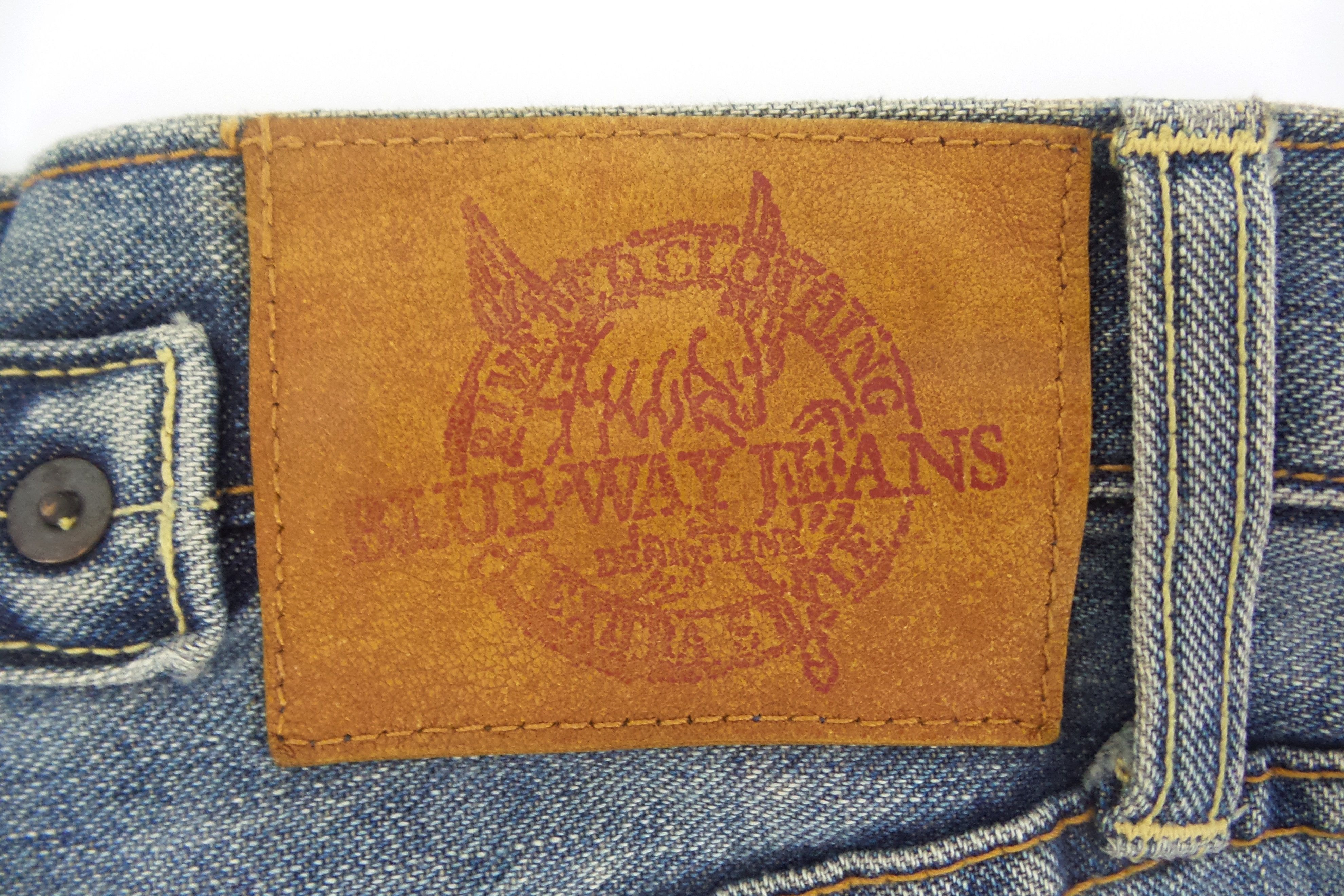 Japanese Brand DISTRESSED Blue Way Buckle Back Selvedge Jeans W30xL41 Size US 30 / EU 46 - 8 Thumbnail
