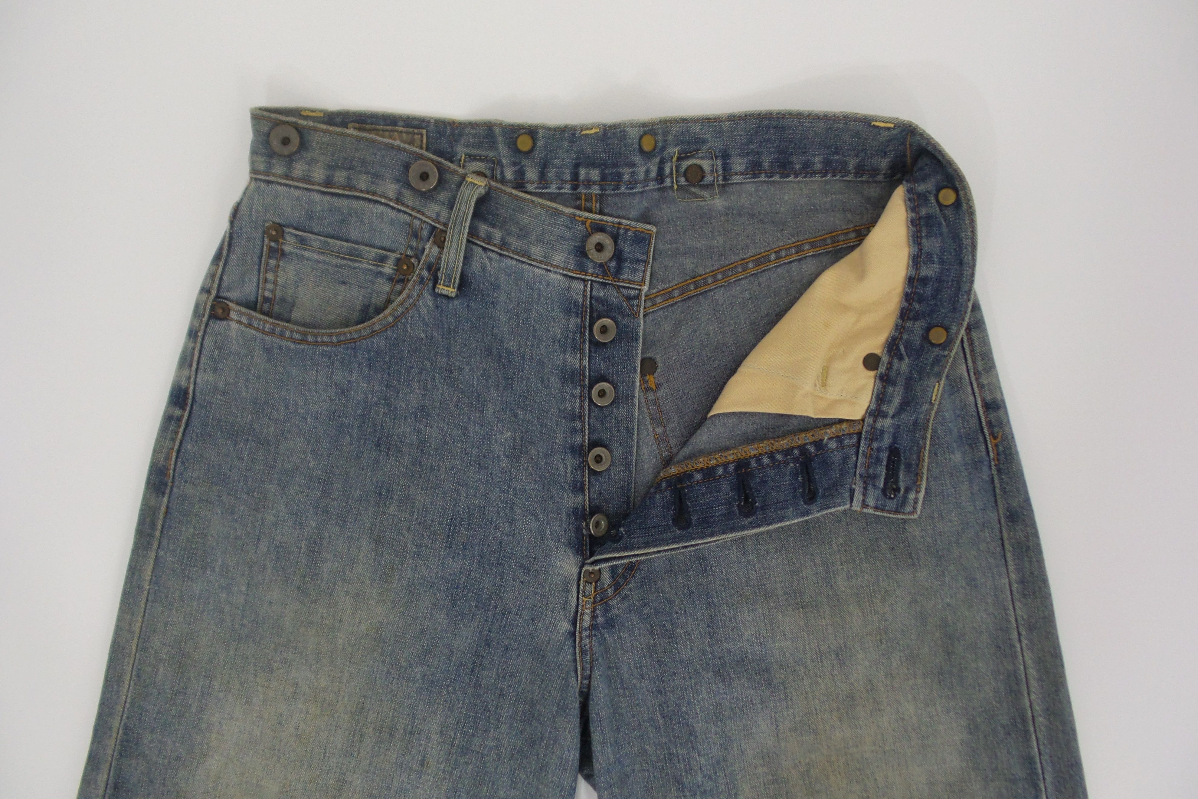 Japanese Brand DISTRESSED Blue Way Buckle Back Selvedge Jeans W30xL41 Size US 30 / EU 46 - 2 Thumbnail
