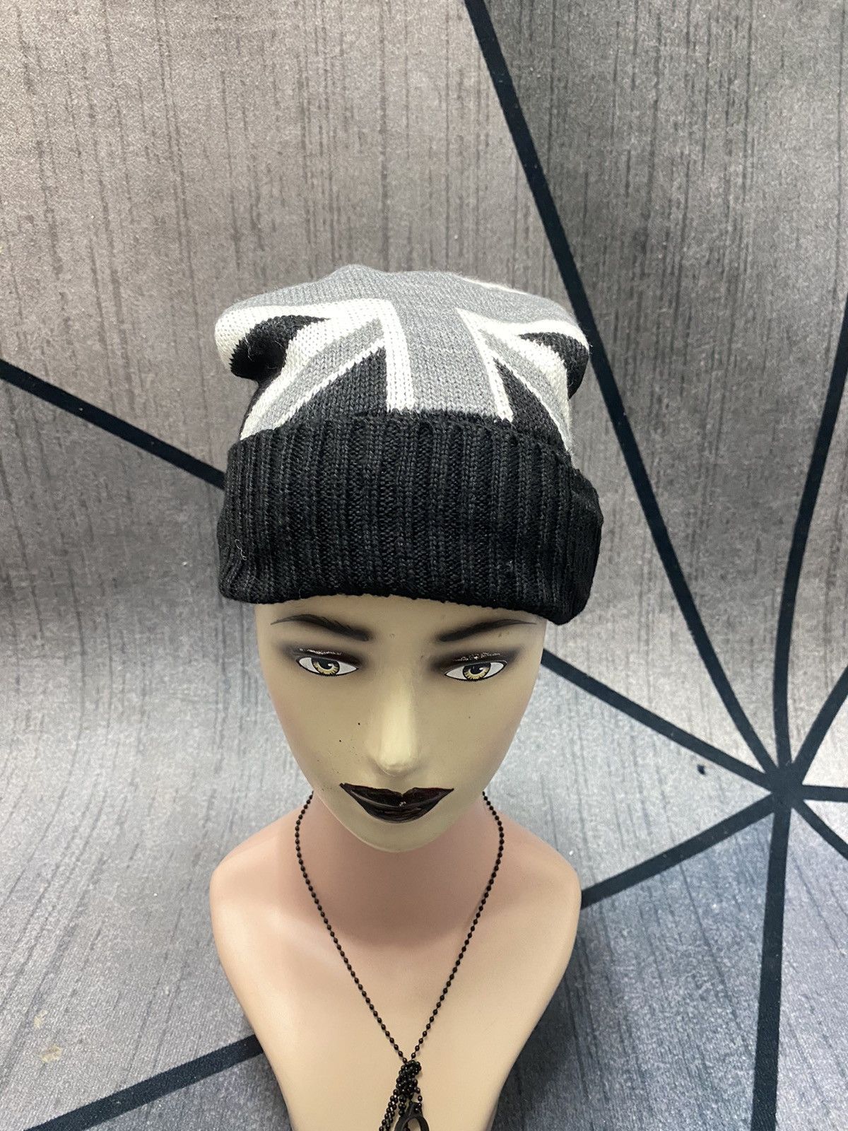 Other Daiso Brand Great Britain Design Style Beanie Hat Size ONE SIZE - 2 Thumbnail