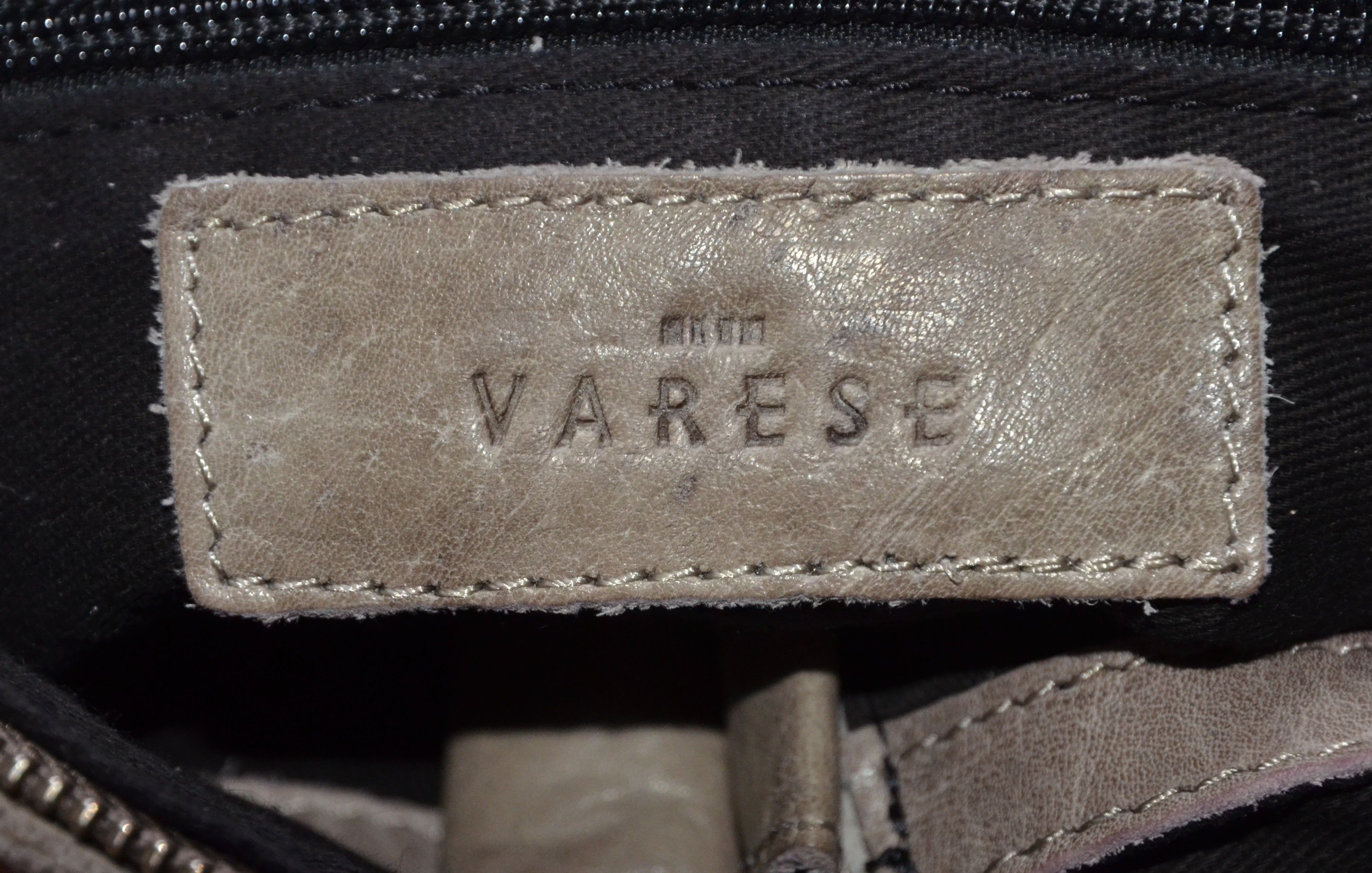 Leather Varese Women Leather Messenger Bag Beige LuxuryBrand Casual Size ONE SIZE - 20 Thumbnail