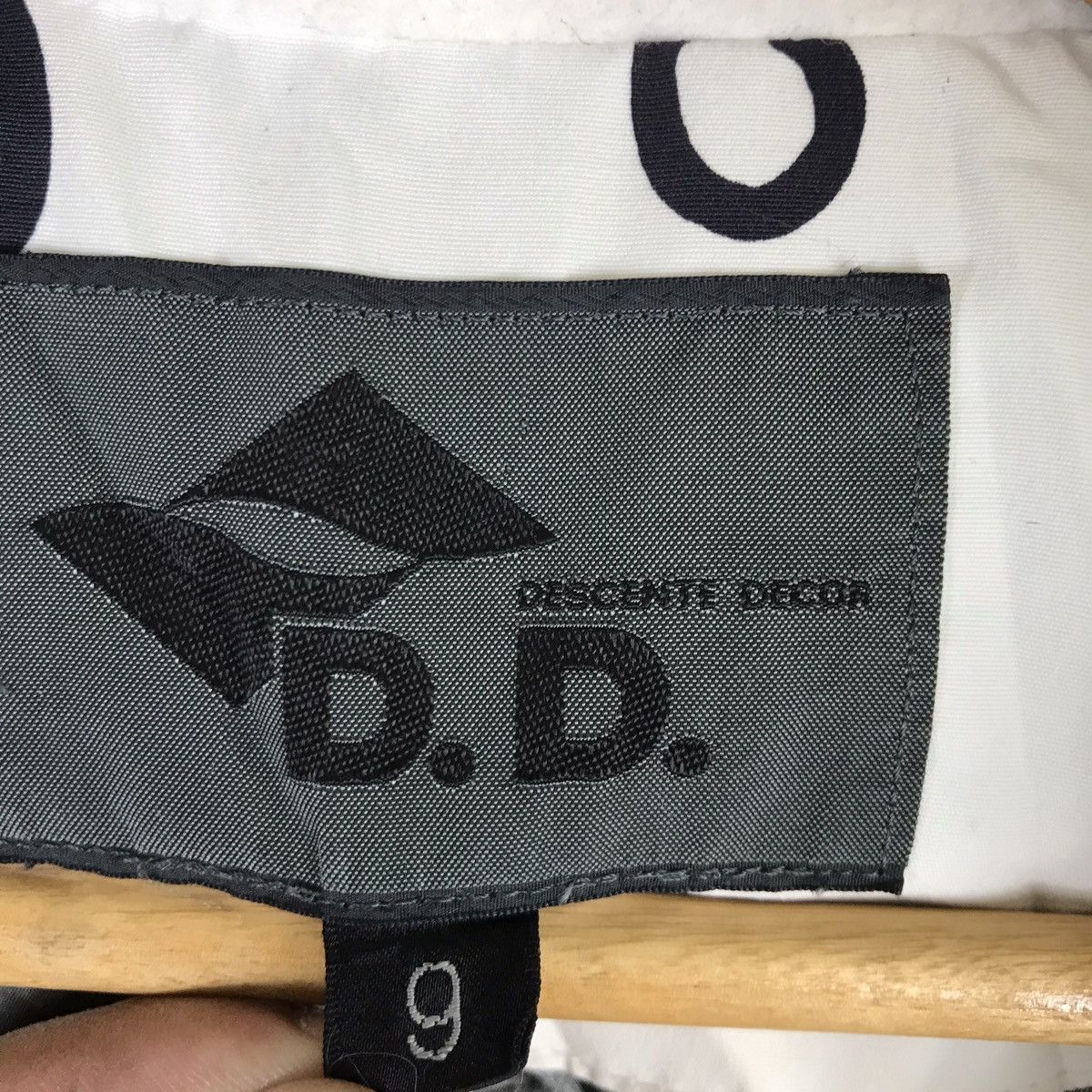Descente × Vintage Vintage Descente Decor Skiwear Hoodie Half Zip Jacket Size US M / EU 48-50 / 2 - 13 Thumbnail