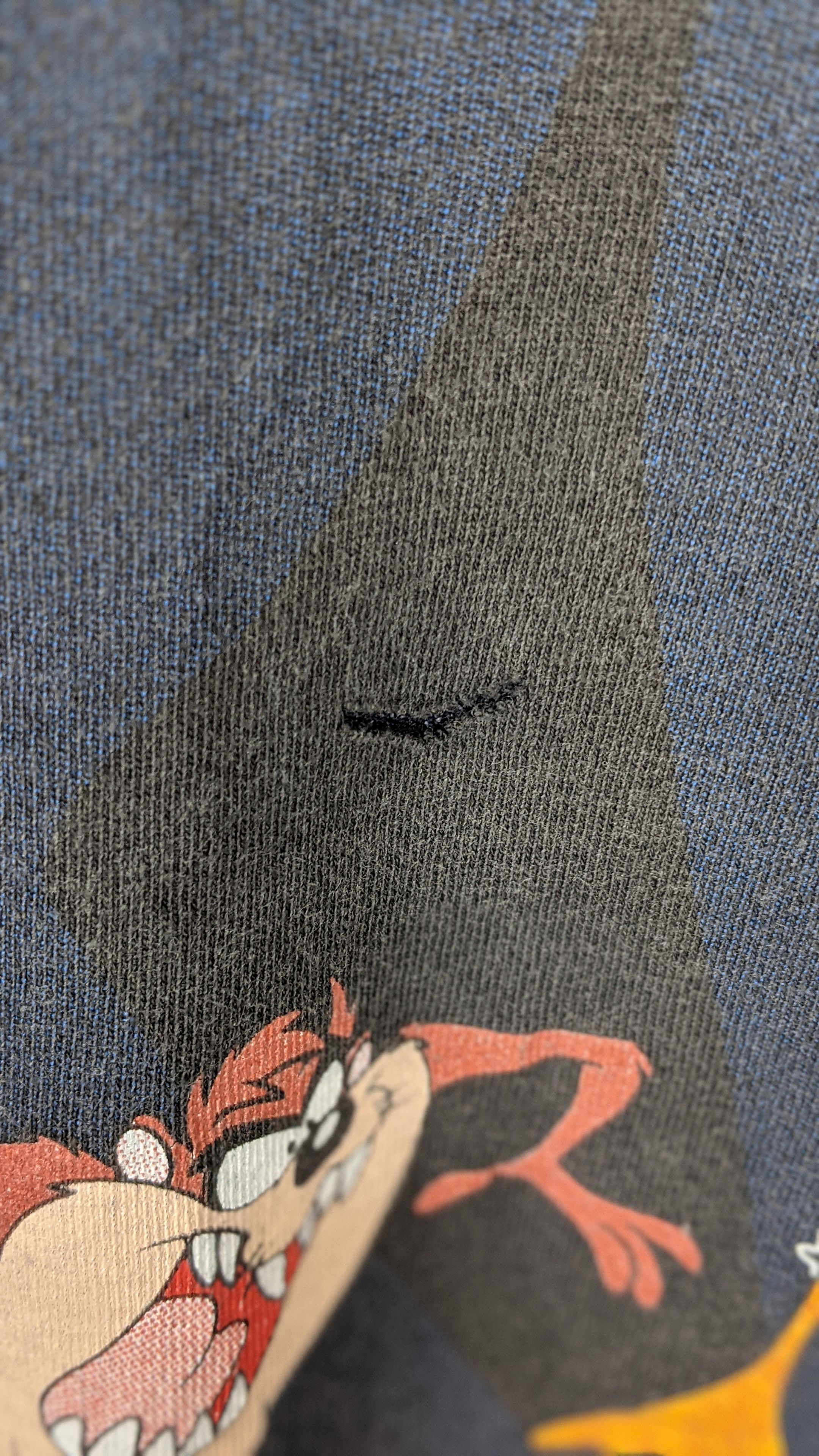 Vintage Vintage Looney Tunes Bullseye shirt 90s Size US L / EU 52-54 / 3 - 4 Thumbnail