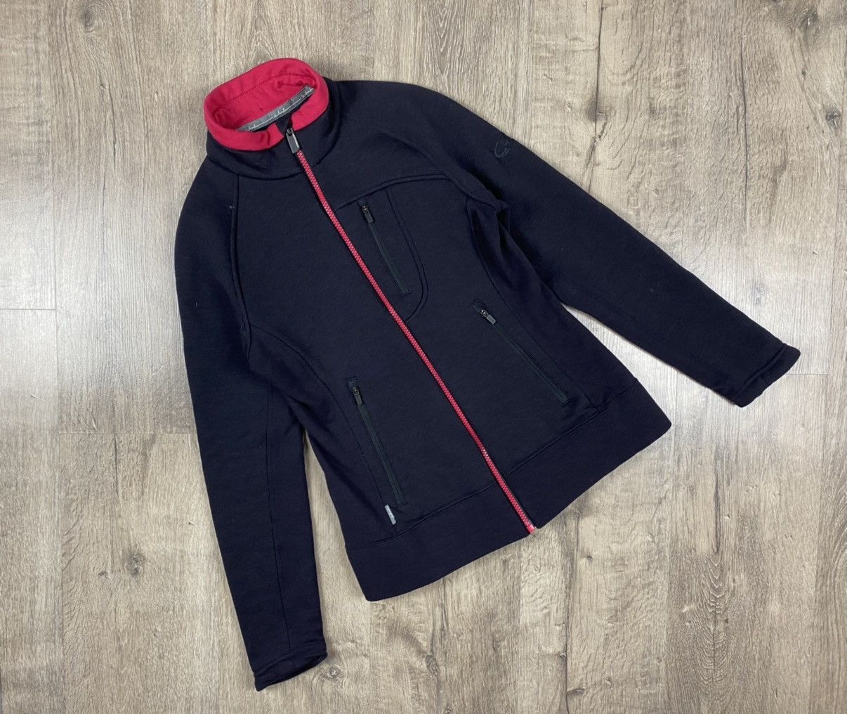 Ice Breaker IceBreaker Pure plus 380 merino wool jacket Grailed