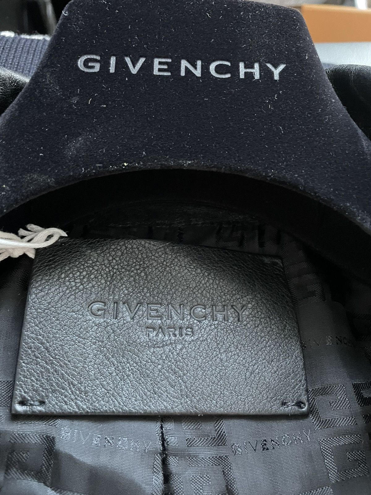 Givenchy RARE $5,500 Value Runway Givenchy DiSTRESSED Leather jacket Size US L / EU 52-54 / 3 - 5 Thumbnail