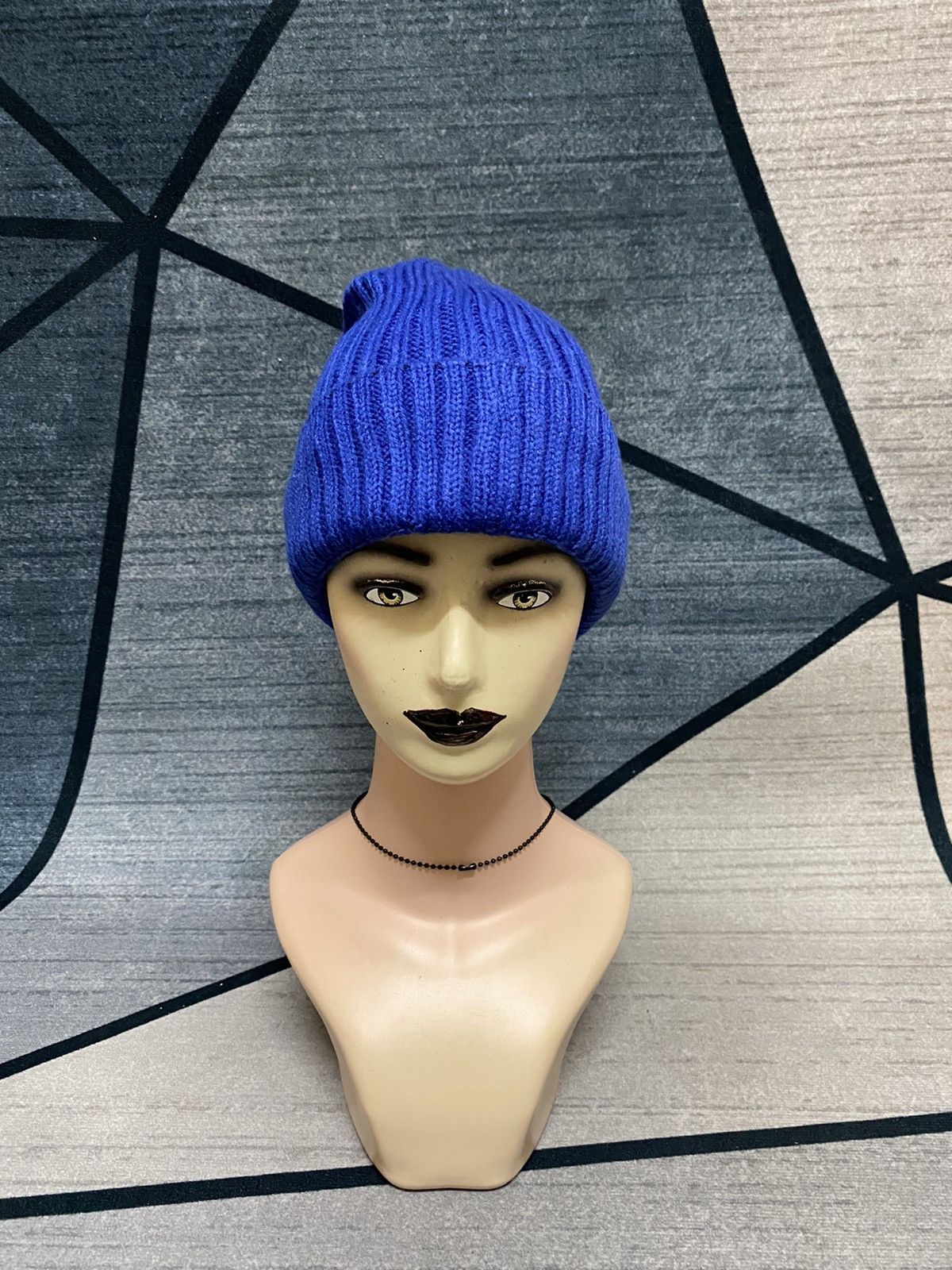 R.Newbold R.Newbold Blue Short Beanie Hat Size ONE SIZE - 1 Thumbnail