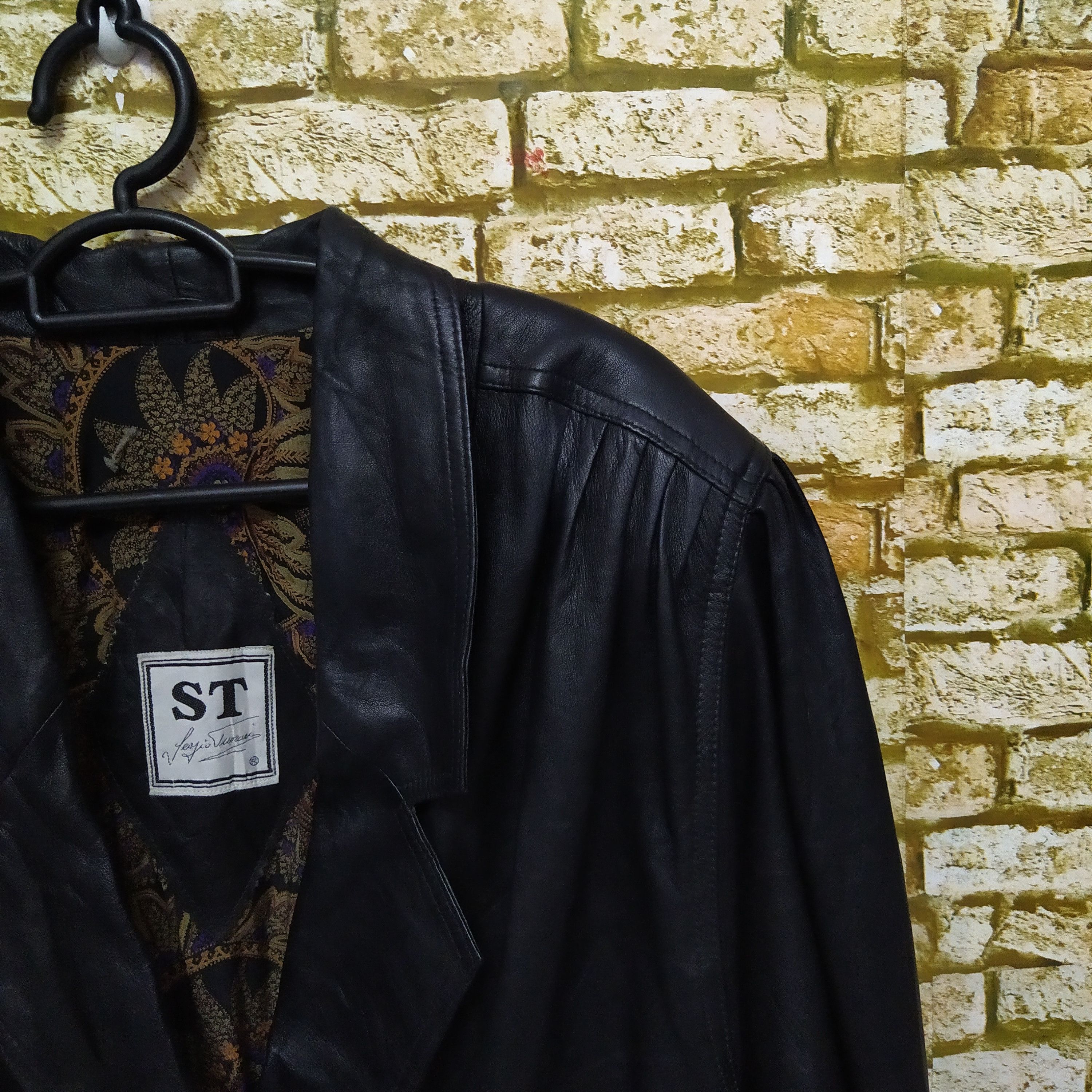 Sergio Tacchini VTG ST by SERGIO TACHHINI LEATHER JACKET (D506) Size US L / EU 52-54 / 3 - 5 Thumbnail