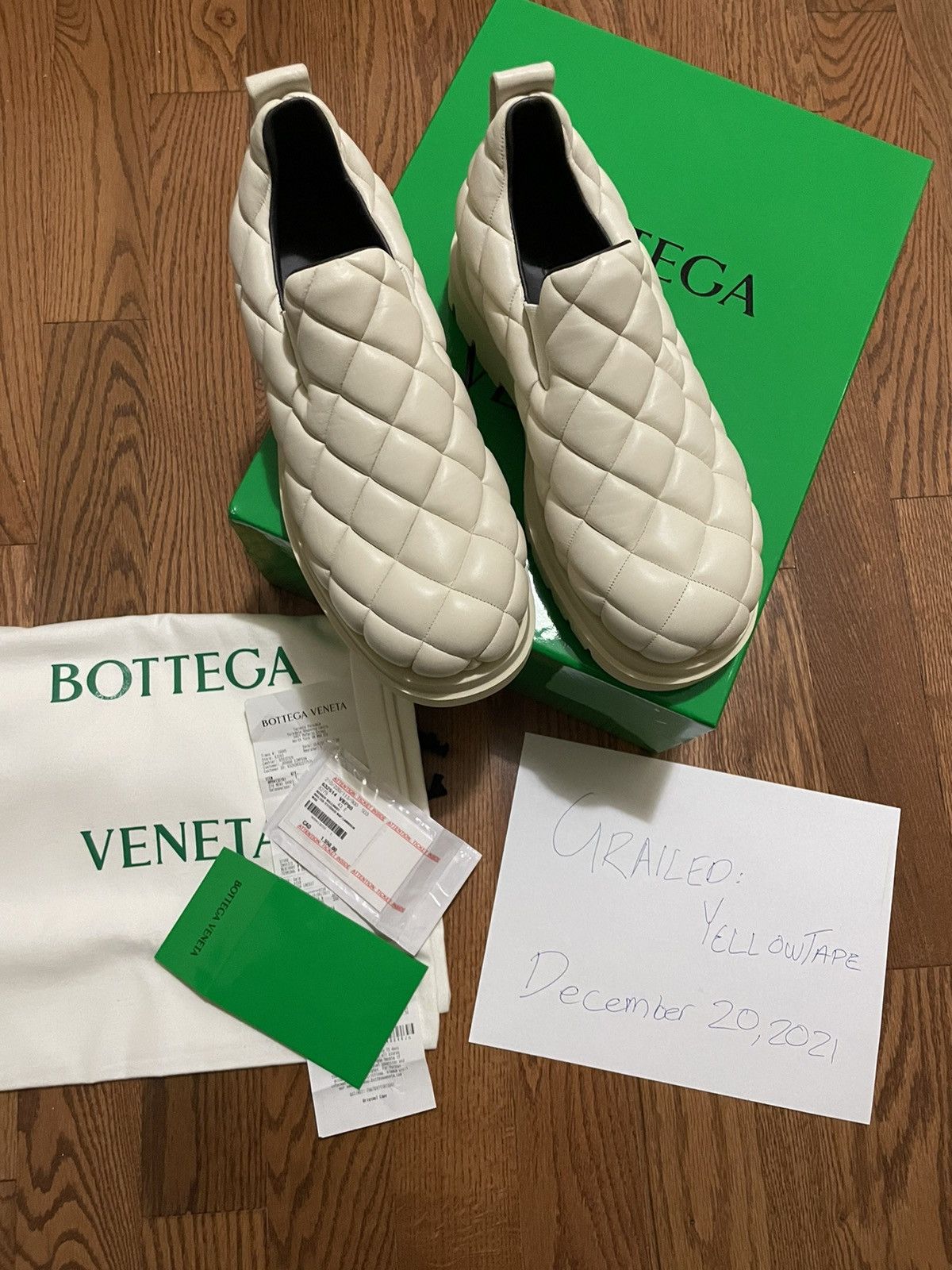 Bottega Veneta Bottega Venetta Quilted Lambskin Mule Wax Size US 10 / EU 43 - 1 Thumbnail