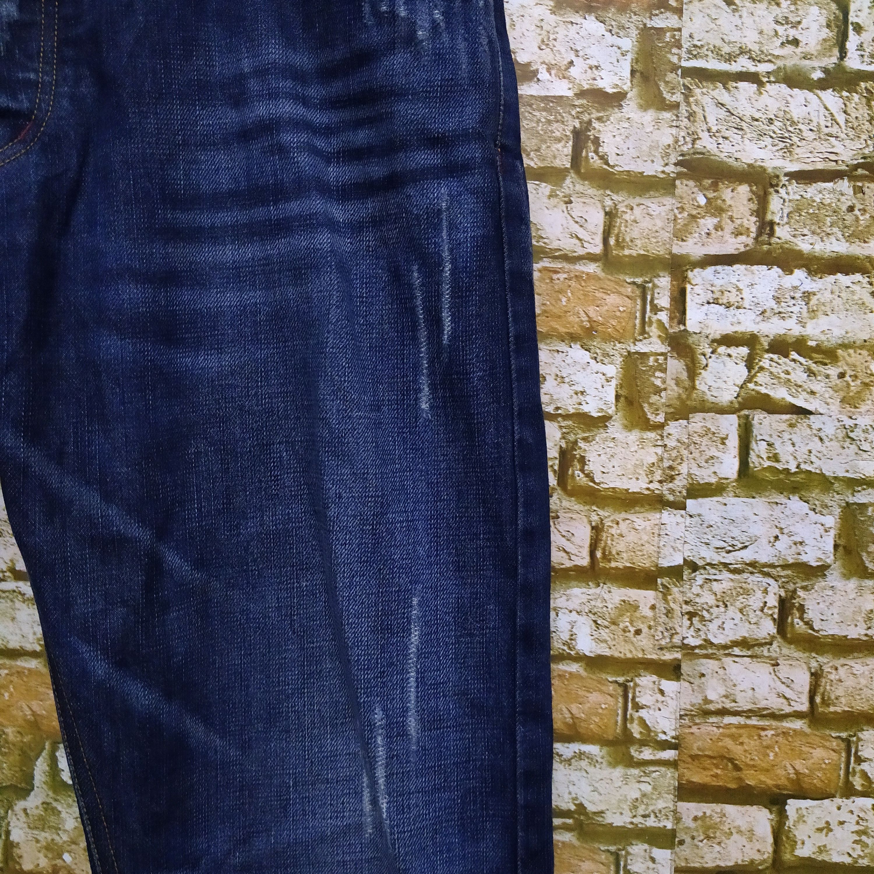 Burberry BURBERRY DISTRESSED DENIM NOVA CHECK (D510) W35 Size US 35 - 3 Thumbnail
