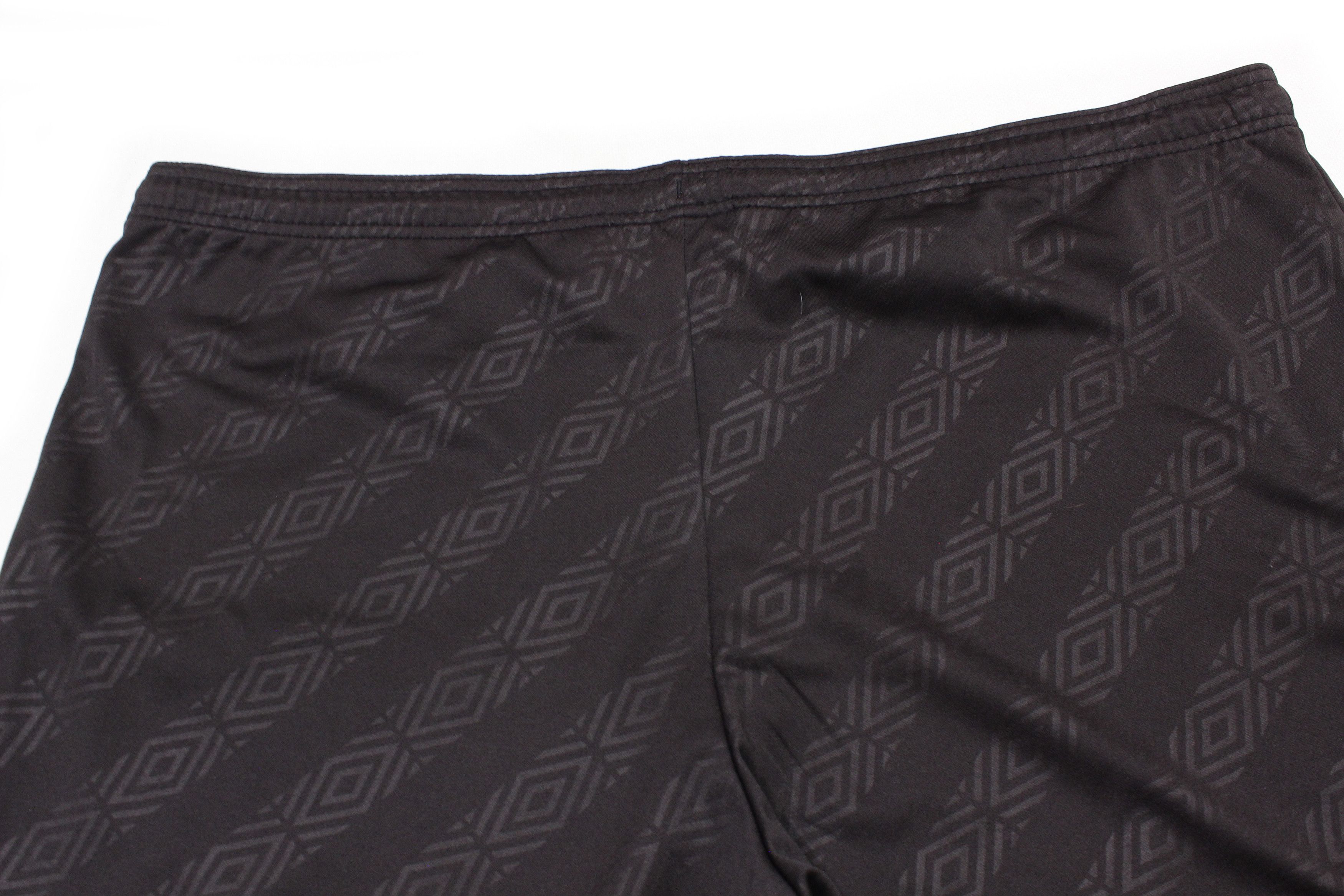 Umbro 90S Logo Monogram Football Sport Shorts Vintage XL Size Size US 36 / EU 52 - 5 Thumbnail