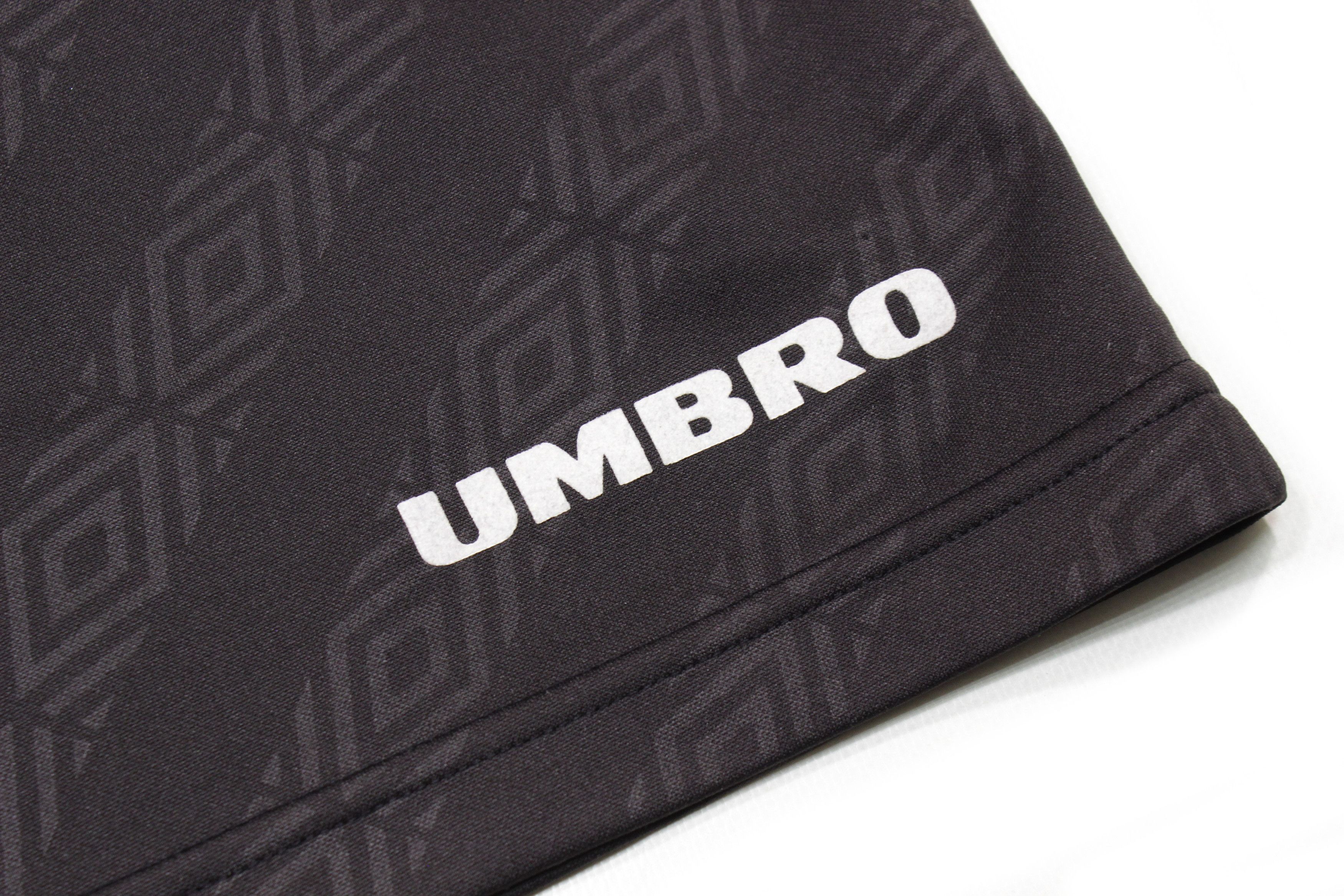 Umbro 90S Logo Monogram Football Sport Shorts Vintage XL Size Size US 36 / EU 52 - 3 Thumbnail