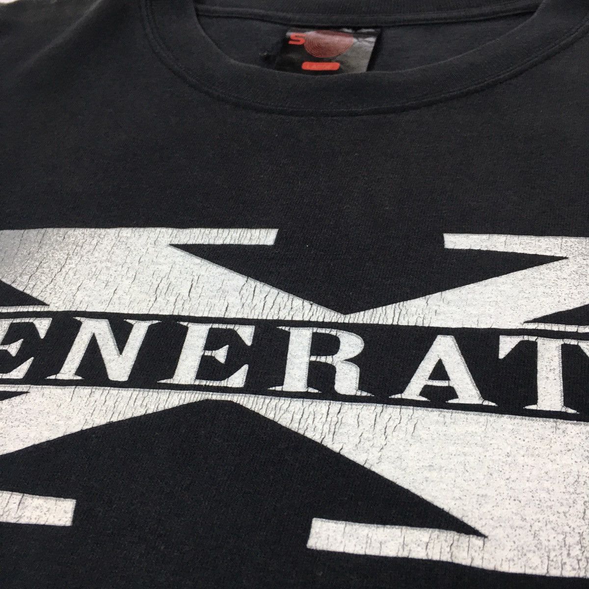 Vintage Vintage D-X Generation Two Words Suck Tees Triple H Chyna Size US L / EU 52-54 / 3 - 3 Thumbnail