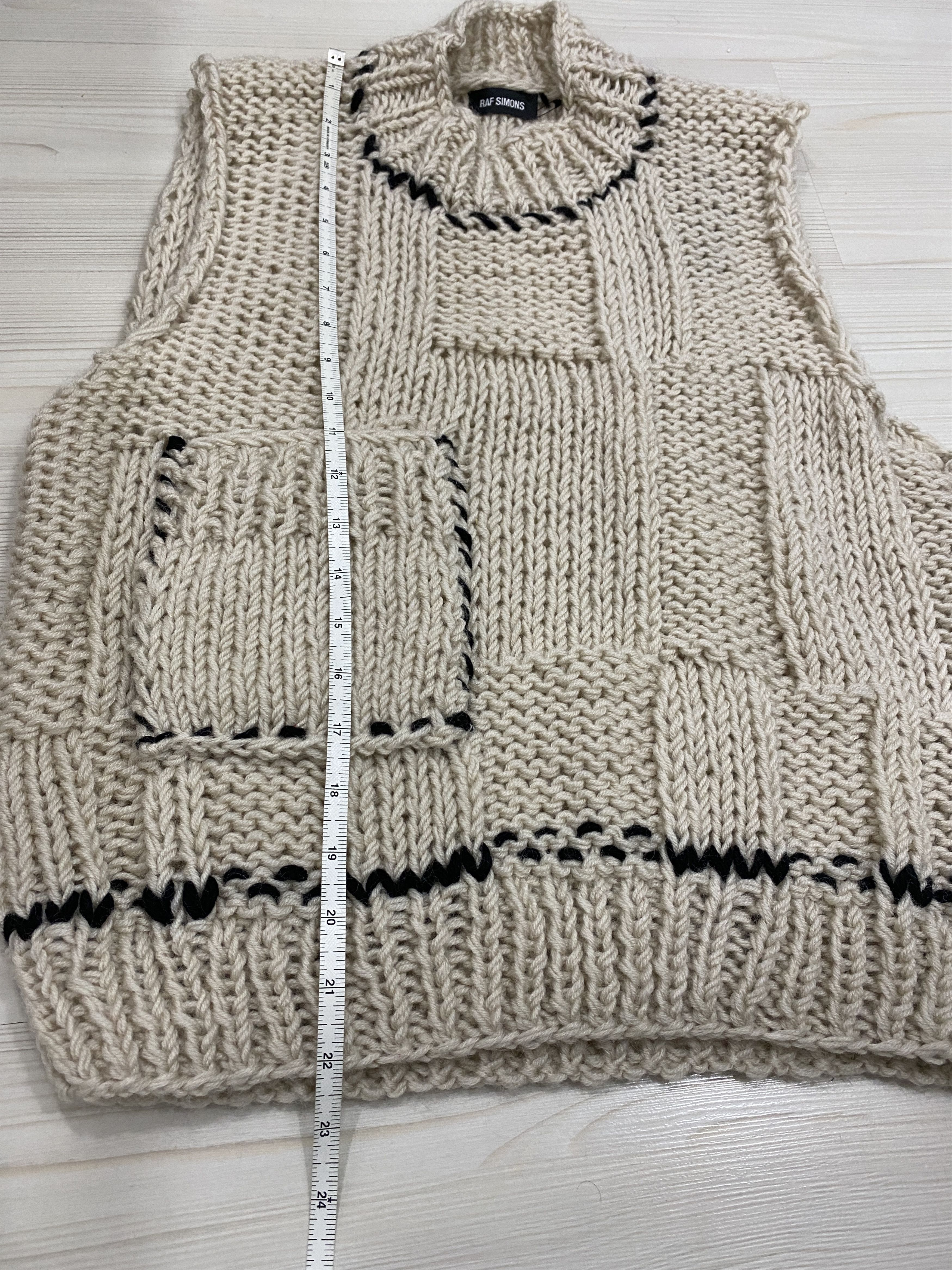 Raf Simons Raf Simons Blow up Cropped Patchwork Knit Vest Gilet Size US L / EU 52-54 / 3 - 2 Thumbnail
