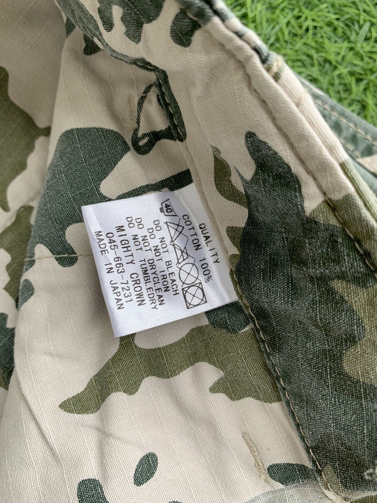 Japanese Brand Japanese Brand Multiple Pocket Printed Cargo Pant Size US 34 / EU 50 - 15 Thumbnail