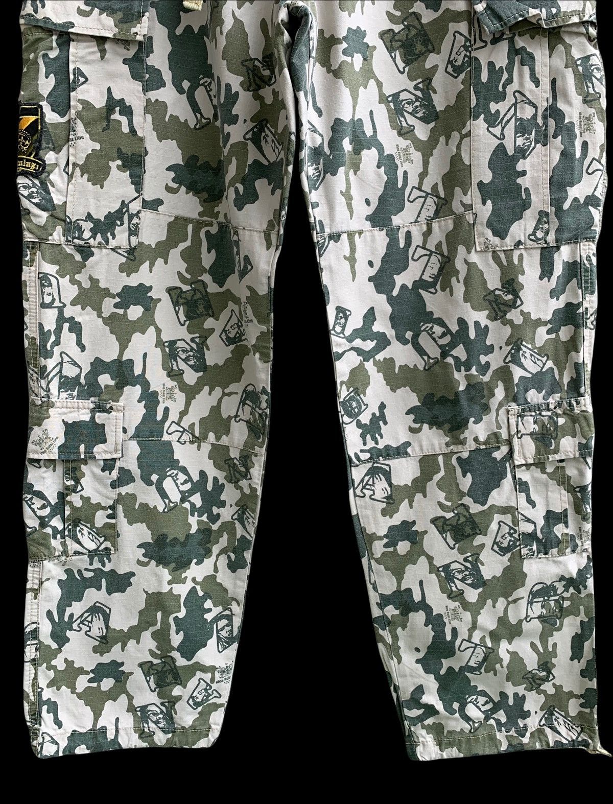 Japanese Brand Japanese Brand Multiple Pocket Printed Cargo Pant Size US 34 / EU 50 - 9 Thumbnail