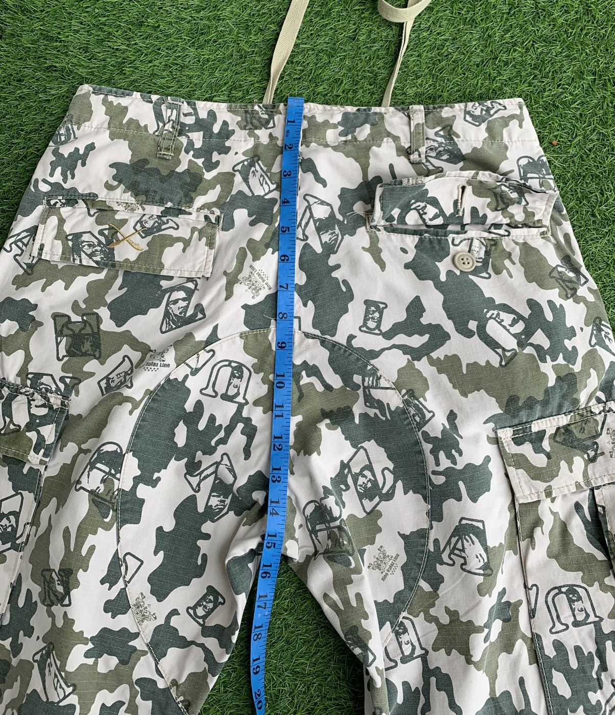 Japanese Brand Japanese Brand Multiple Pocket Printed Cargo Pant Size US 34 / EU 50 - 21 Thumbnail