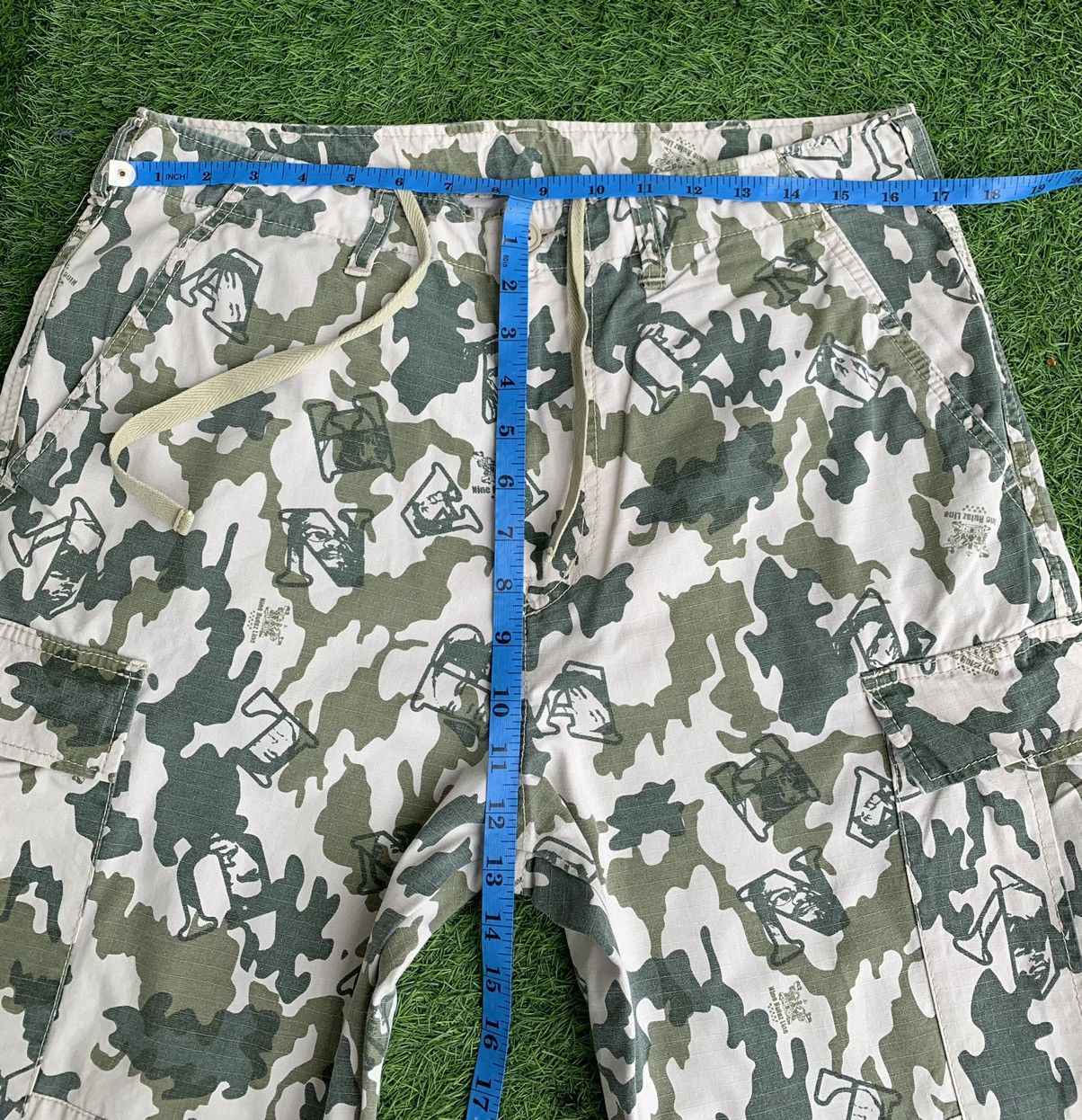 Japanese Brand Japanese Brand Multiple Pocket Printed Cargo Pant Size US 34 / EU 50 - 19 Thumbnail