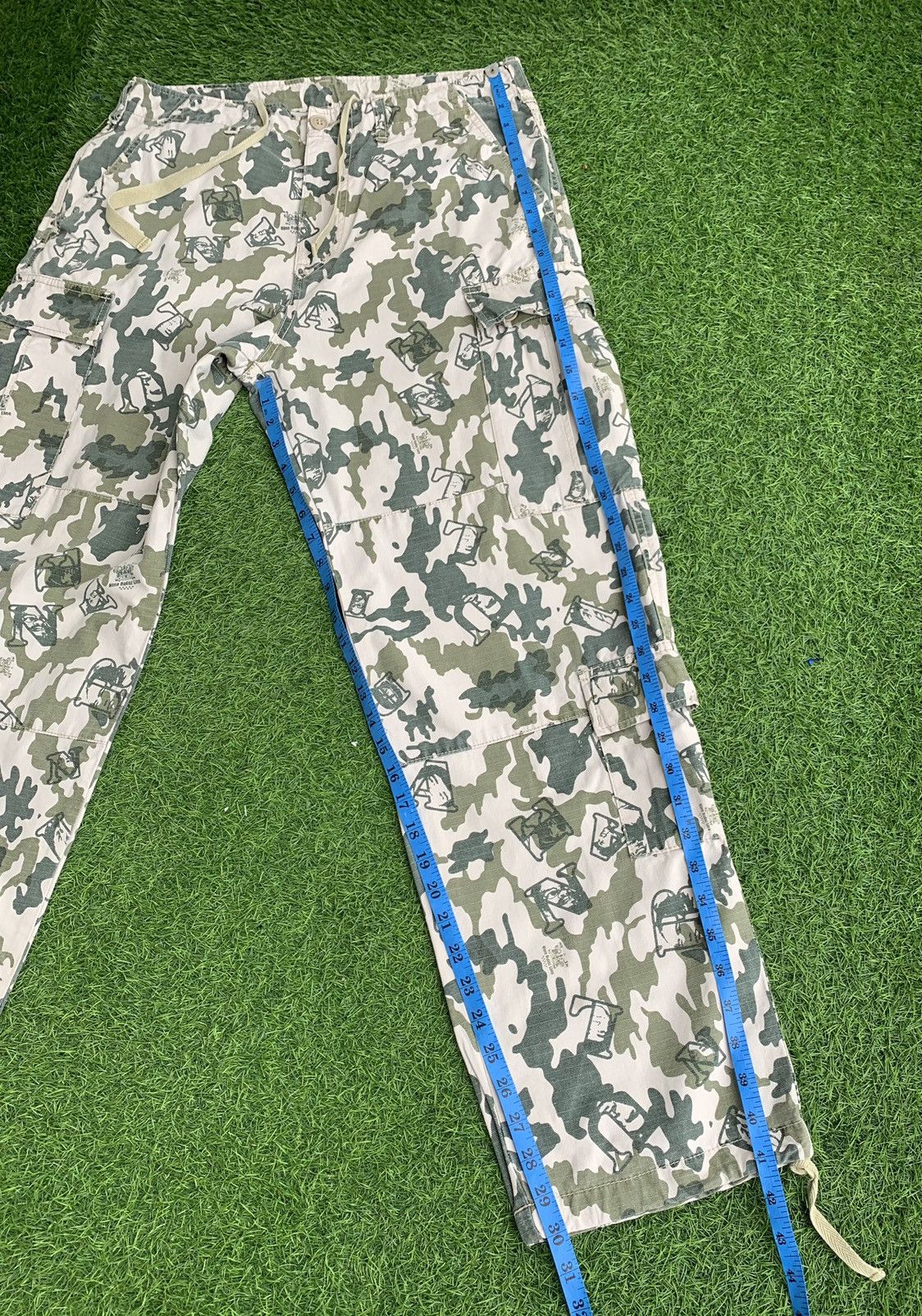 Japanese Brand Japanese Brand Multiple Pocket Printed Cargo Pant Size US 34 / EU 50 - 20 Thumbnail