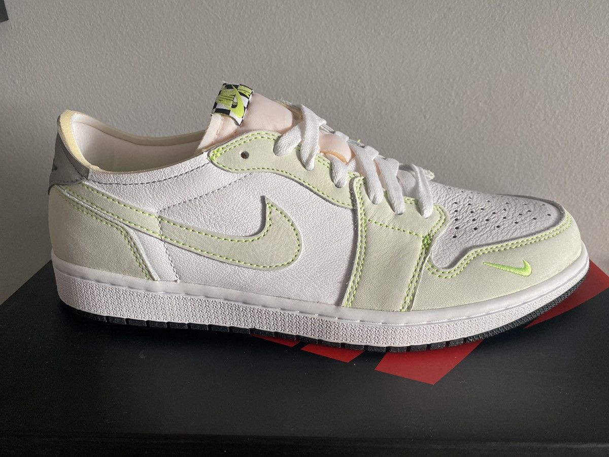 AIR JORDAN LOW OG WHITE/BLACK-GHOST GREEN