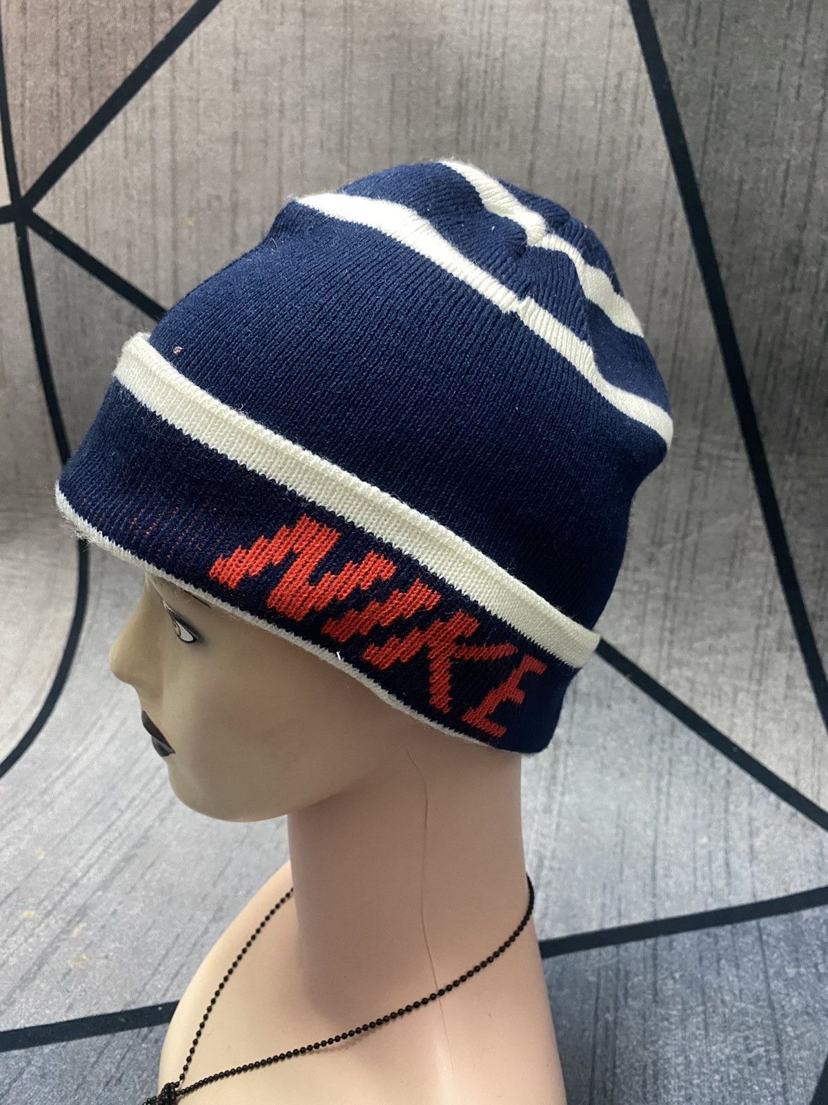 Nike Nike Stripes Beanie Hat Size ONE SIZE - 1 Thumbnail