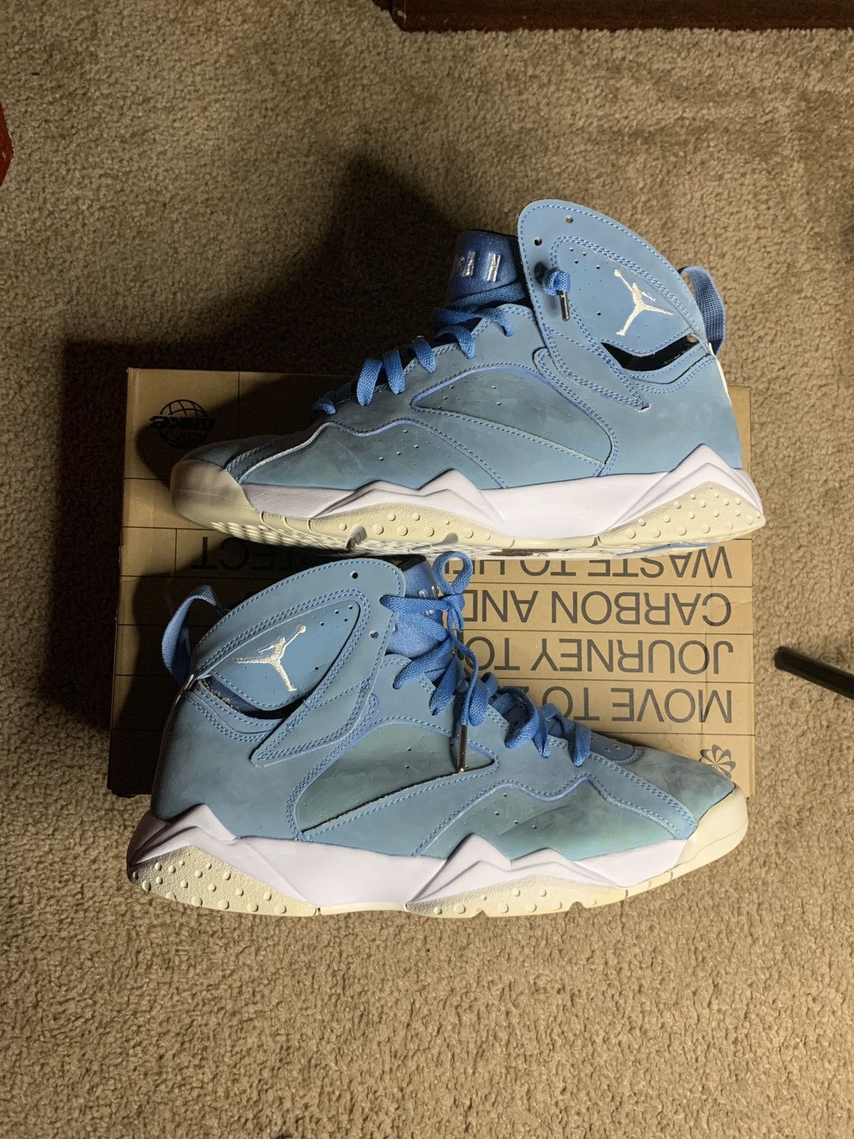 Jordan 7 pantones hotsell