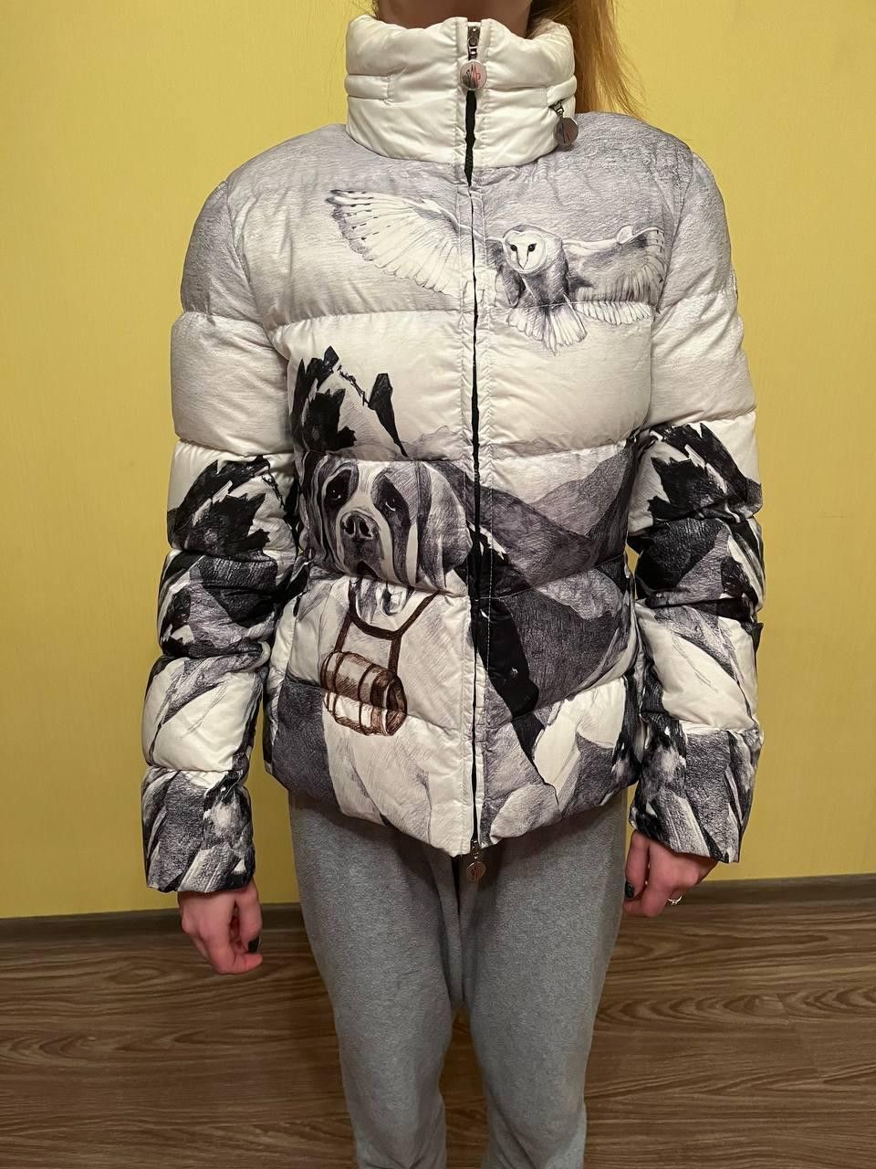 Moncler Very Rare ARTISTE Unusual Print Women s Down Puffer Jacket Grailed