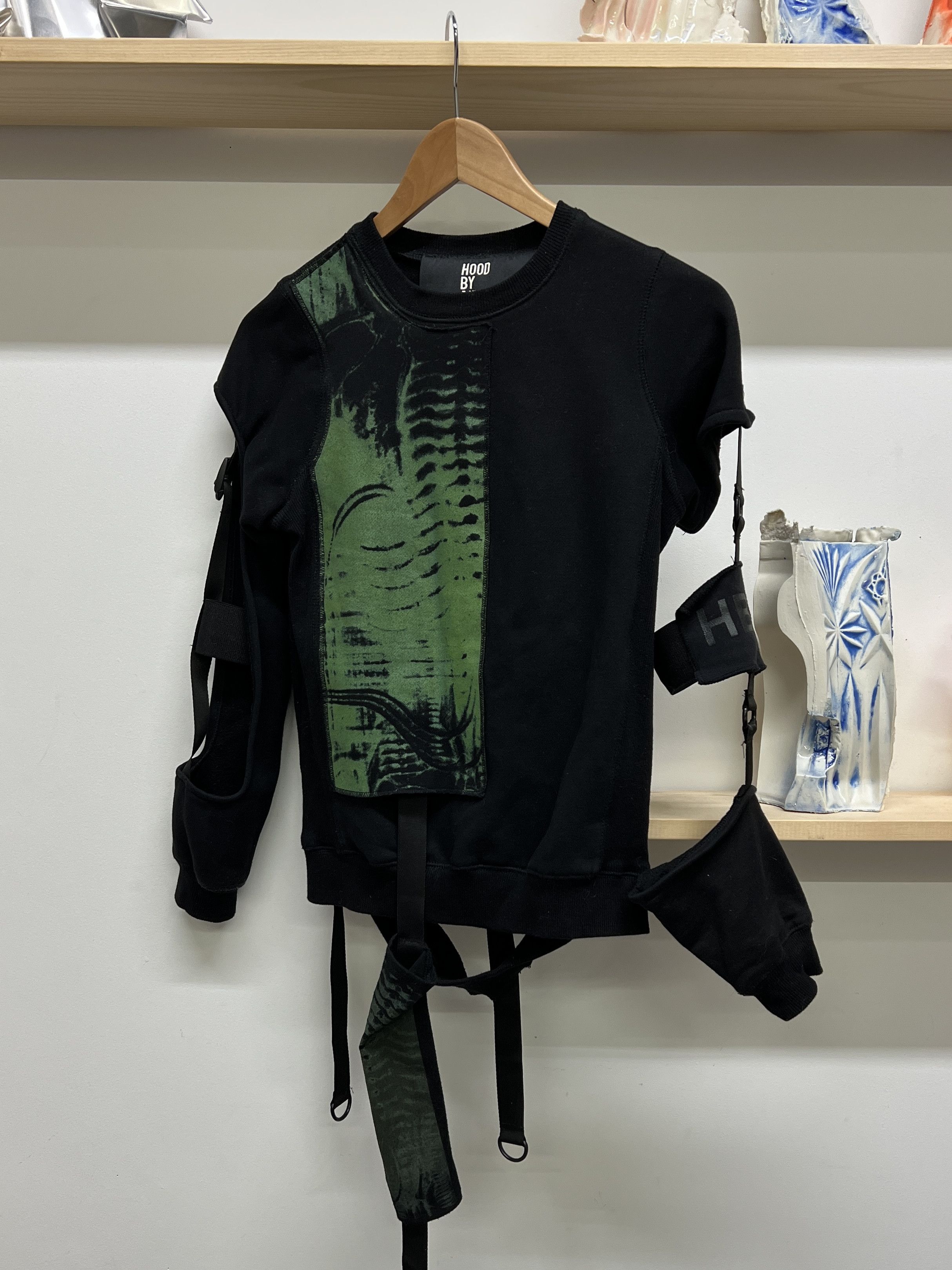 Hood By Air HBA Deconstructed H.R. Giger Crewneck - Sample Size US XS / EU 42 / 0 - 1 Thumbnail