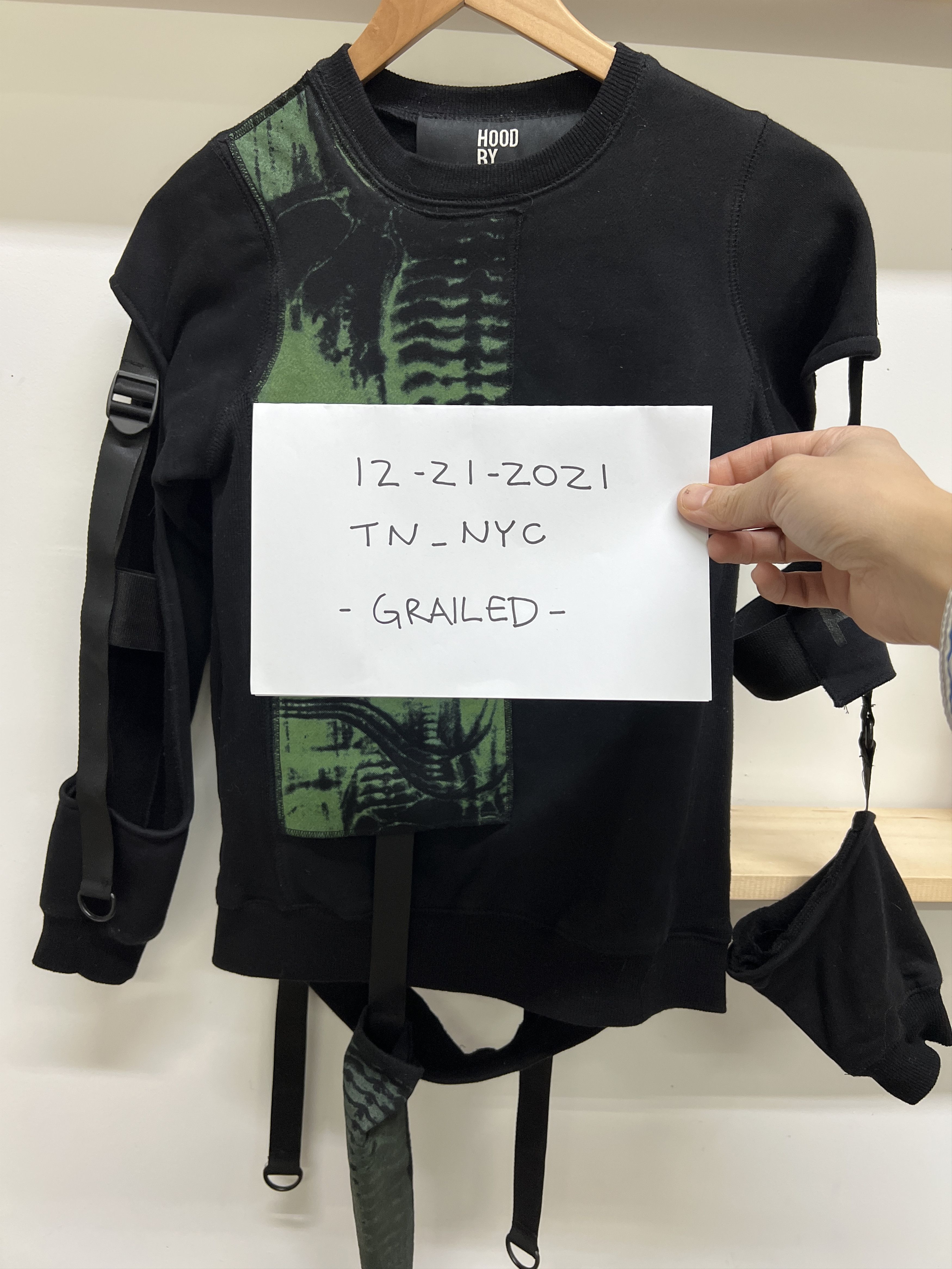 Hood By Air HBA Deconstructed H.R. Giger Crewneck - Sample Size US XS / EU 42 / 0 - 8 Thumbnail