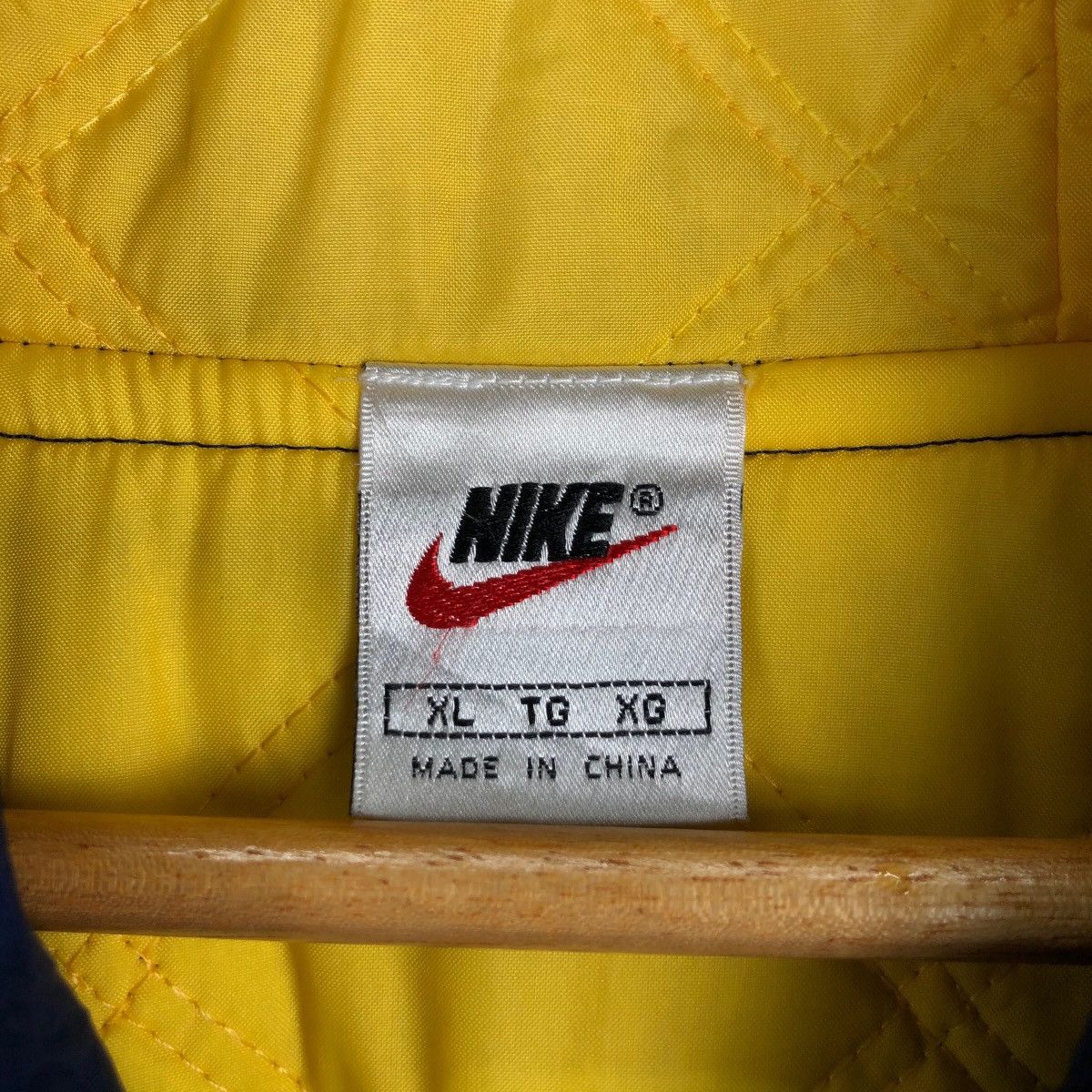 Nike Vintage 90s Nike Swoosh Winter Jacket Big Logo Embroidery Size US XXL / EU 58 / 5 - 9 Thumbnail