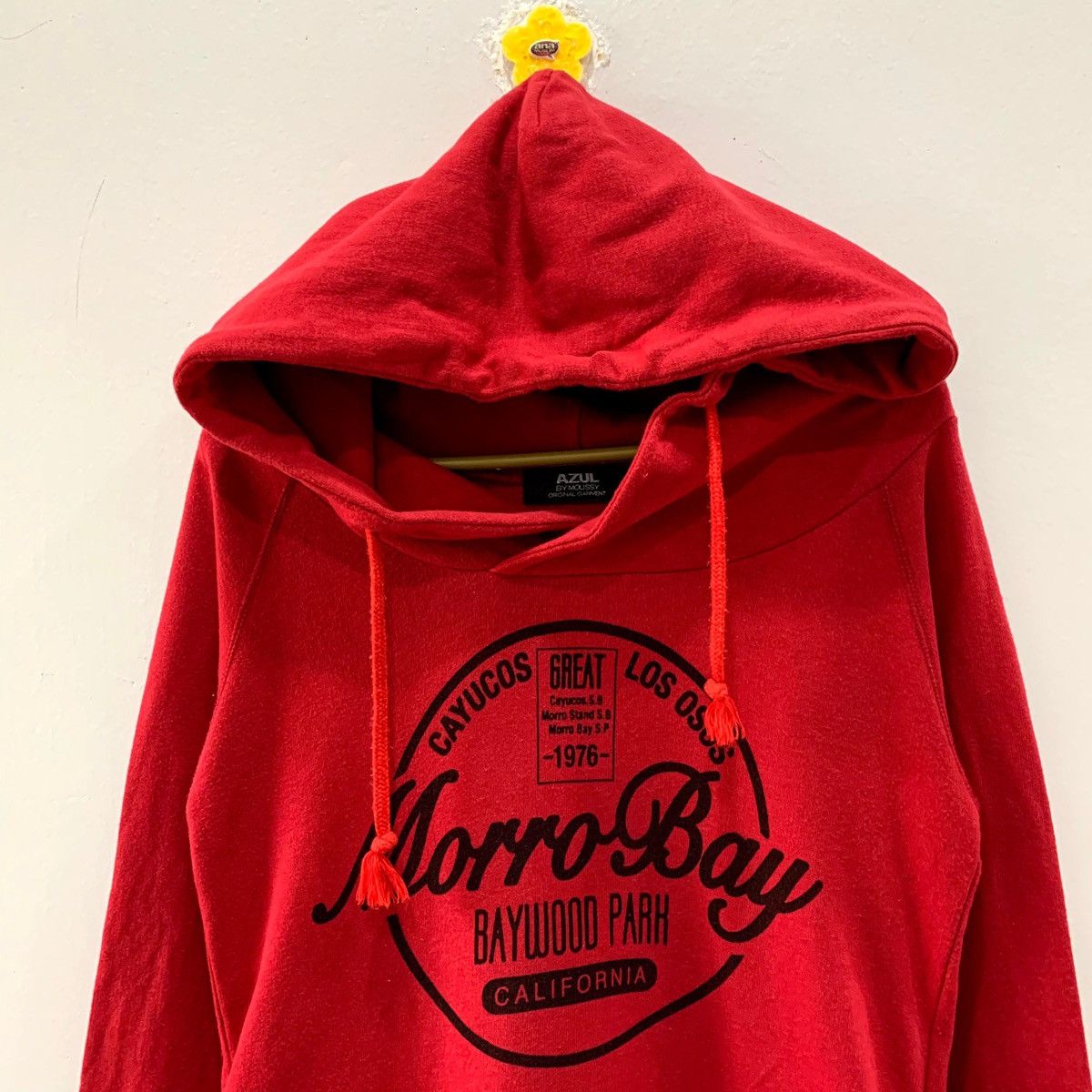 Japanese Brand × Vintage AZUL BY MOUSSY Hoodie Free Size Fits XS Size US XS / EU 42 / 0 - 2 Thumbnail