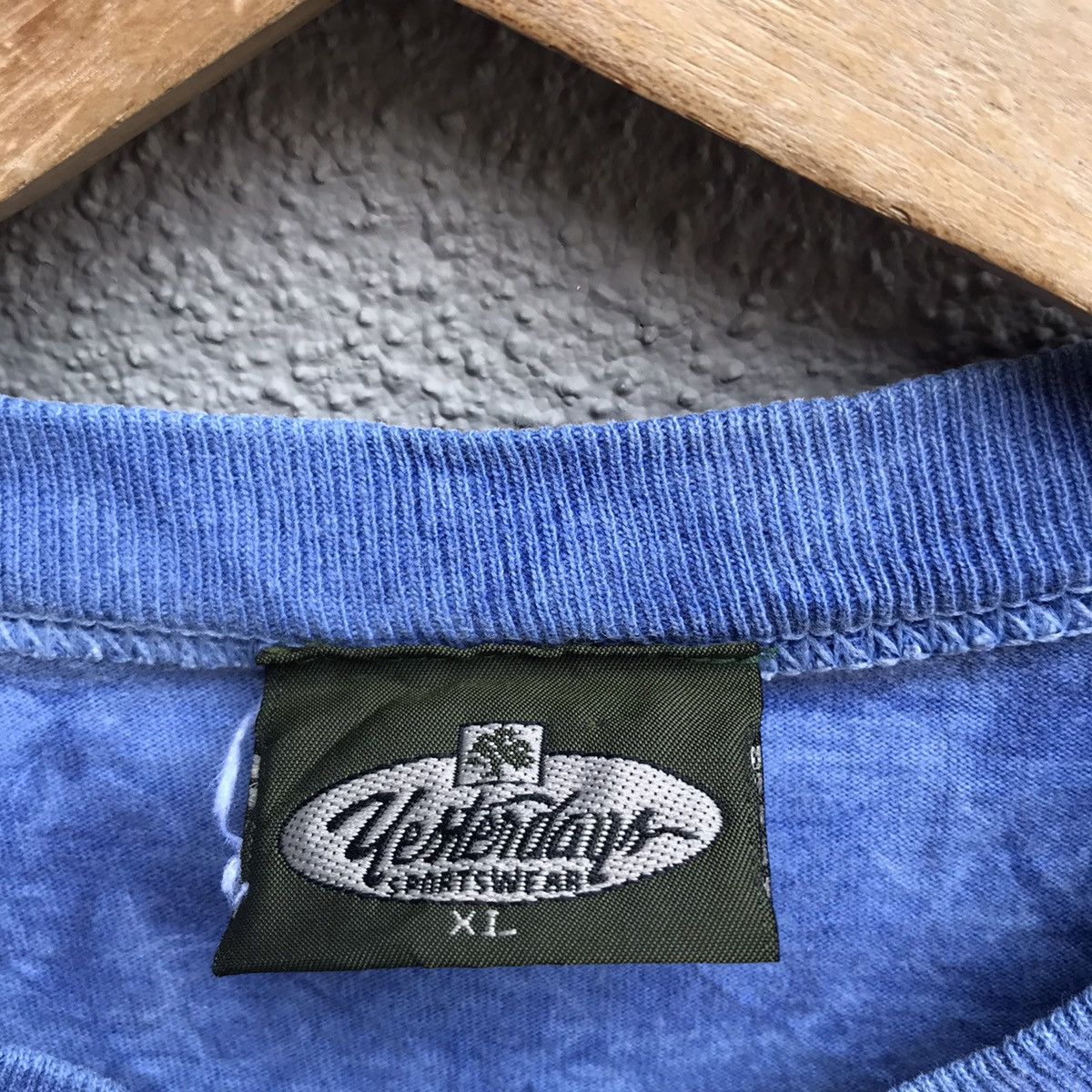 Quiksilver Vintage 90s QUIKSILVER tee tie dye surf Size US XL / EU 56 / 4 - 6 Thumbnail