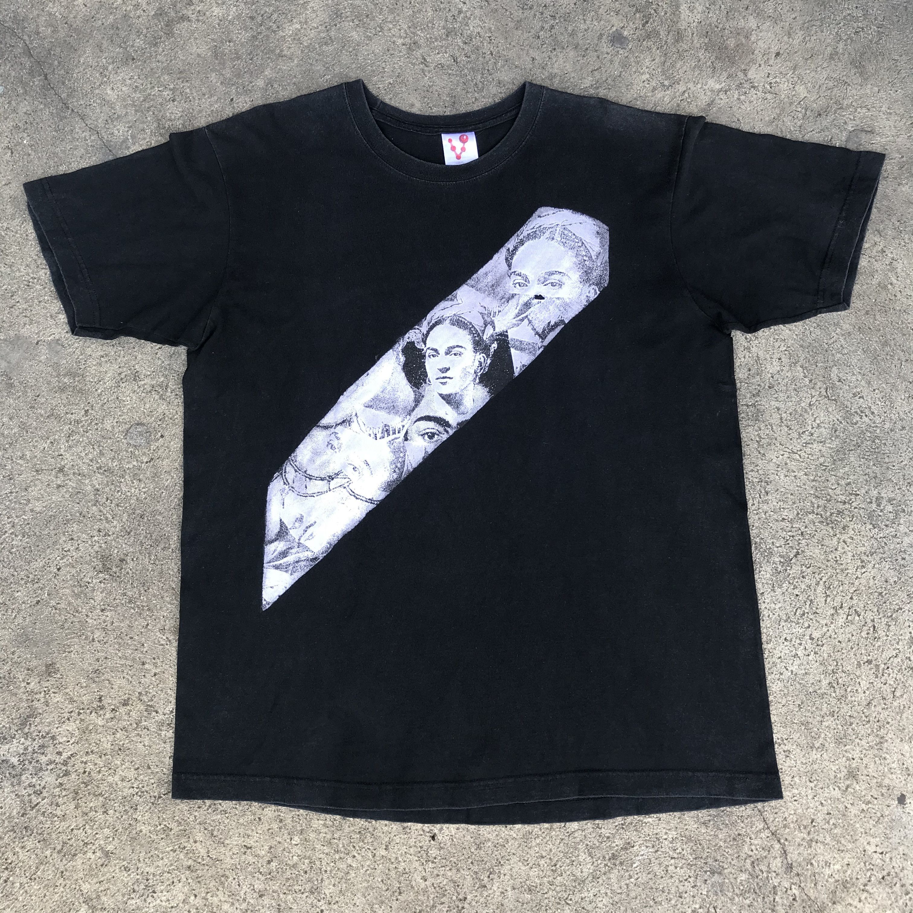 Vintage Vintage Y2K Frida Kahlo Promo Tee Isla Mujeres Mexico Size US L / EU 52-54 / 3 - 1 Thumbnail