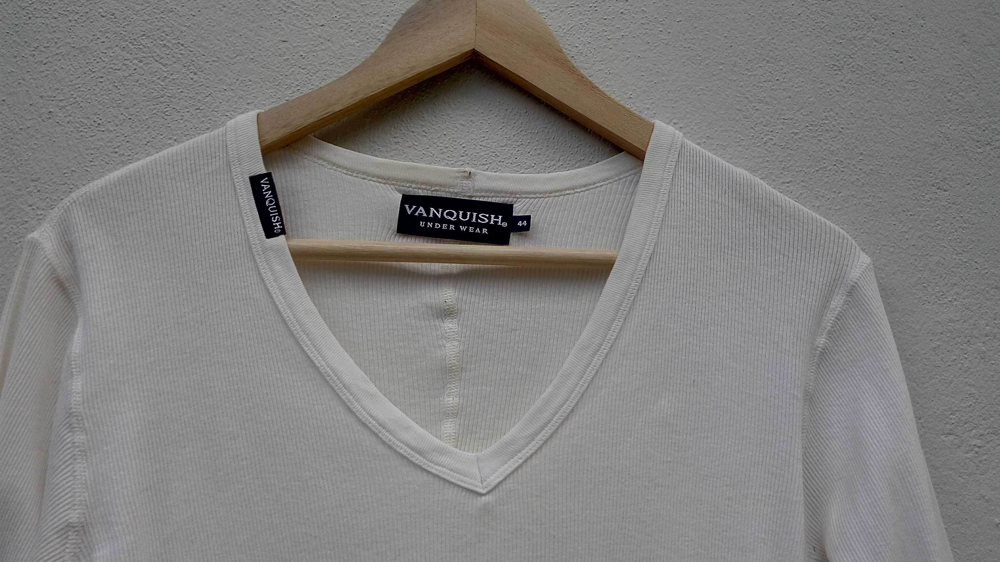 Vanquish Vanquish made in Japan 3/4 sleeves white tee size XS Size US XS / EU 42 / 0 - 2 Thumbnail