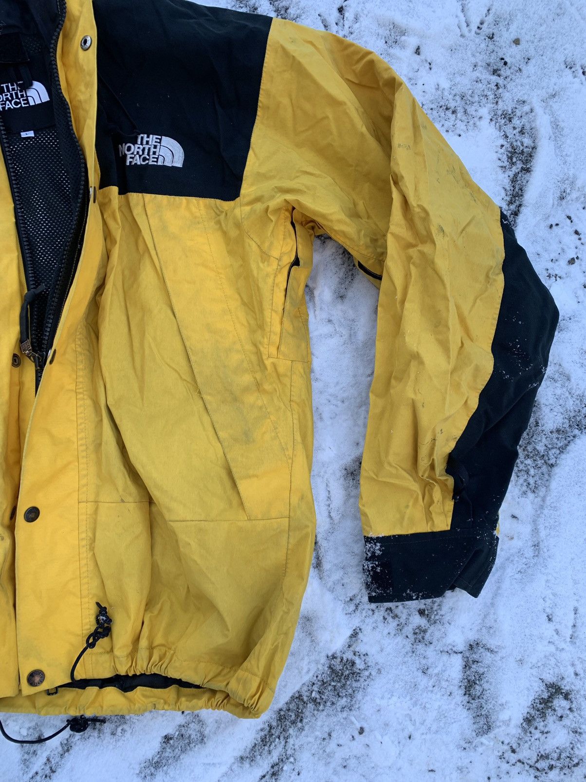 The North Face × Vintage The North Face vintage mountain jacket gore tex yellow Size US L / EU 52-54 / 3 - 14 Thumbnail