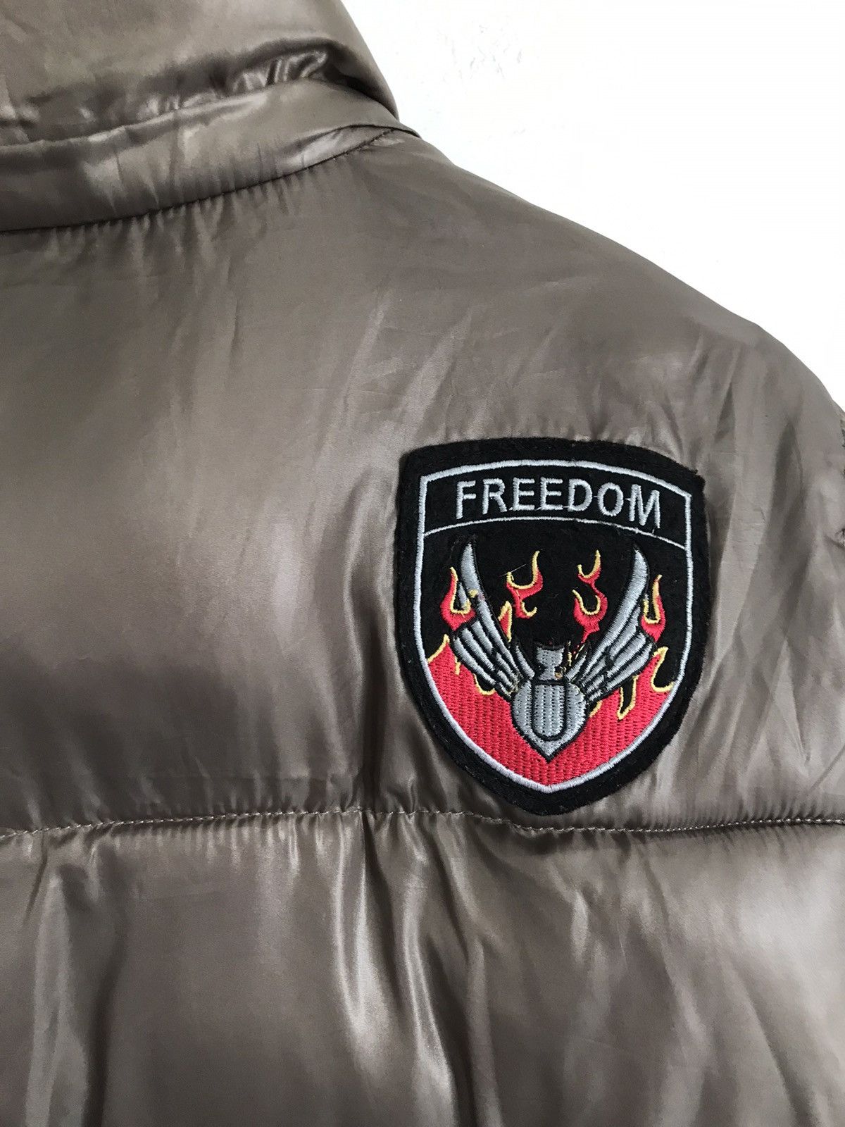 Alpha Industries Vintage Grow Sord Military Puffer Patch Jacket Size US M / EU 48-50 / 2 - 7 Thumbnail