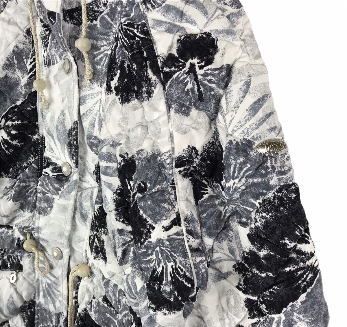 Ellesse Vintage Ellesse Floral Skiwear Hoodie Winter Jacket Size US S / EU 44-46 / 1 - 6 Thumbnail
