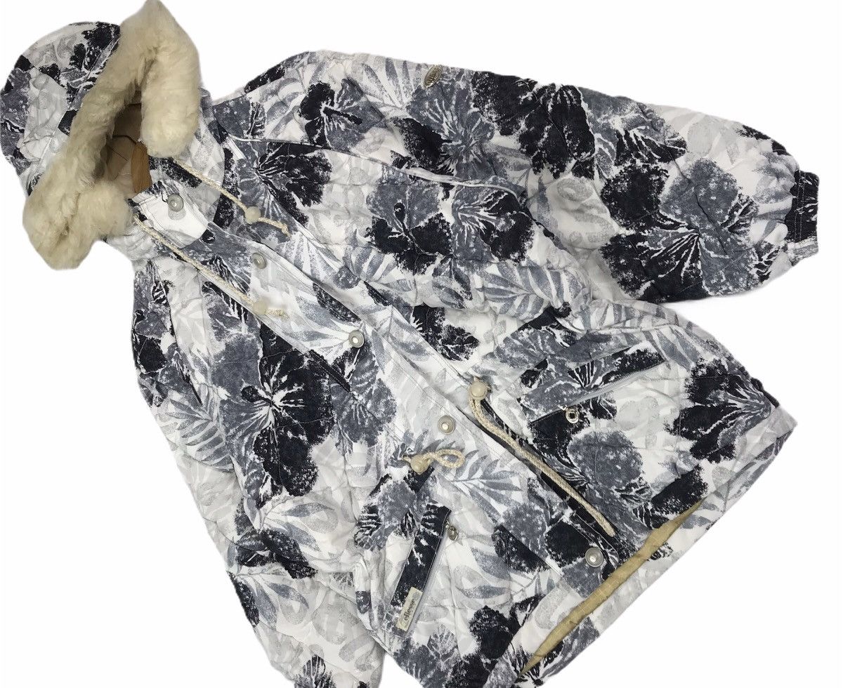 Ellesse Vintage Ellesse Floral Skiwear Hoodie Winter Jacket Size US S / EU 44-46 / 1 - 3 Thumbnail