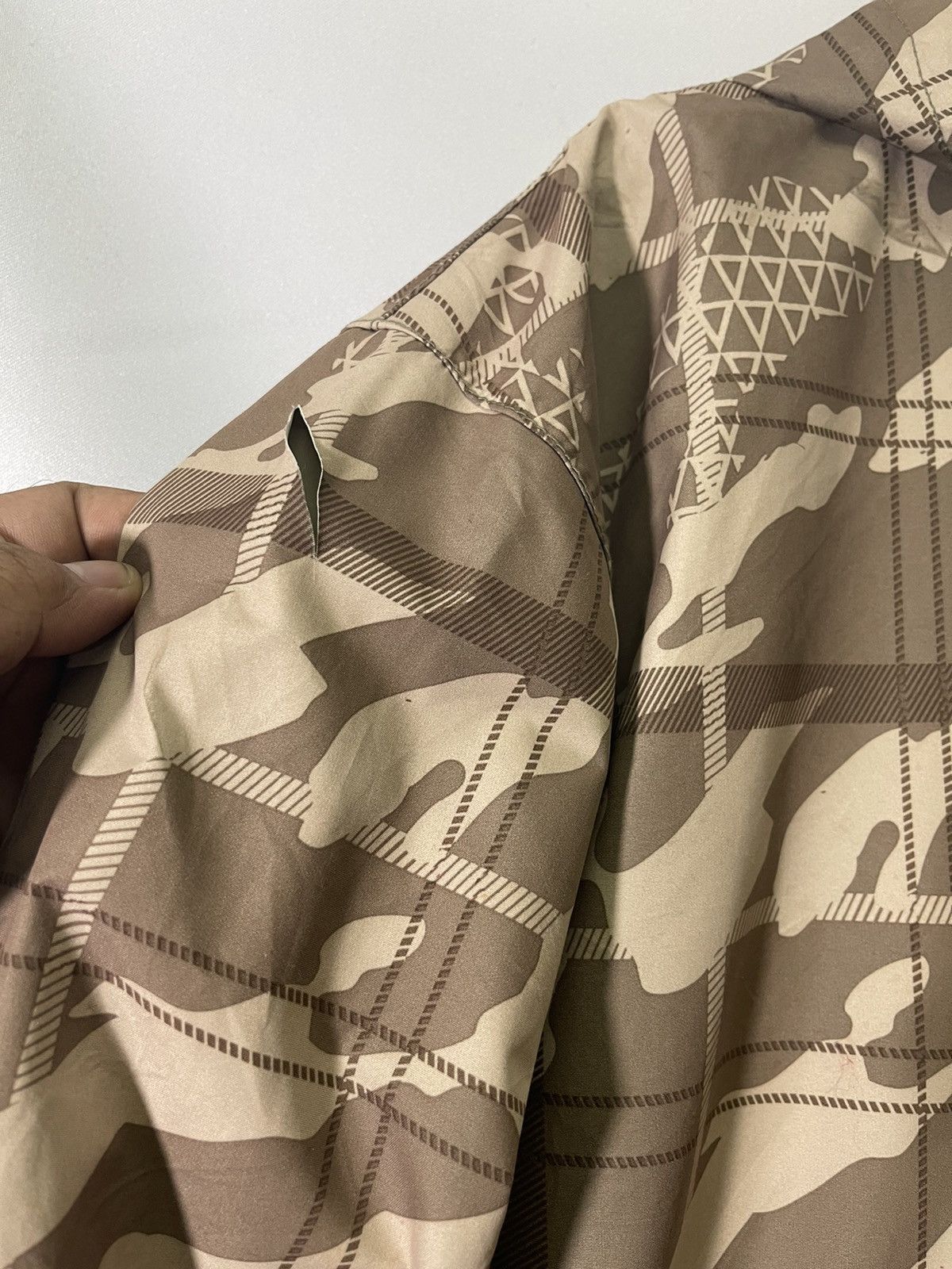 Quicksilver × Vintage VINTAGE QUICKSILVER CAMO HOODIE JACKET Size US L / EU 52-54 / 3 - 9 Thumbnail