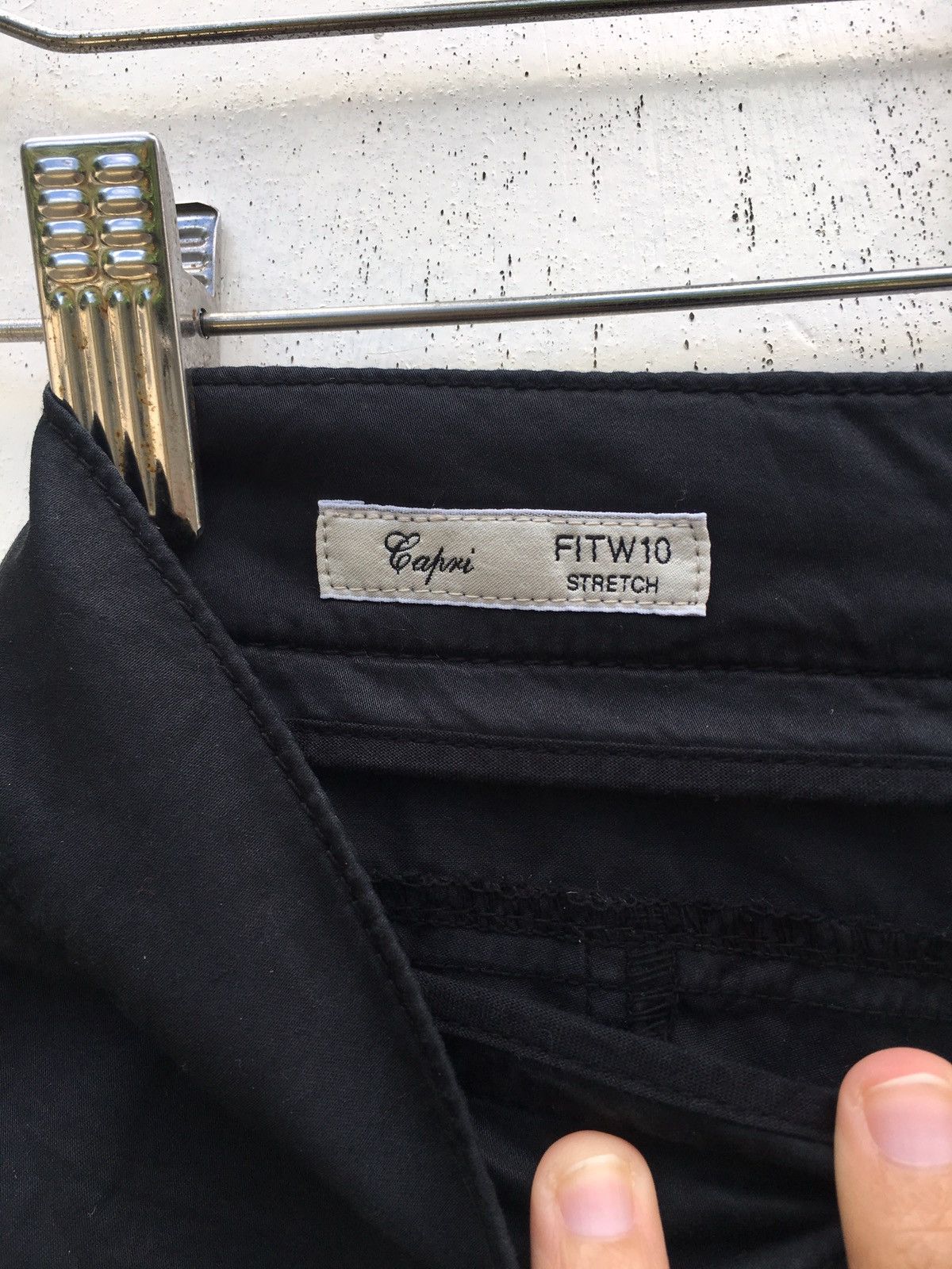 Max Mara Rare Vintage Max Mara Short Casual Pants Size 30" / US 8 / IT 44 - 8 Thumbnail