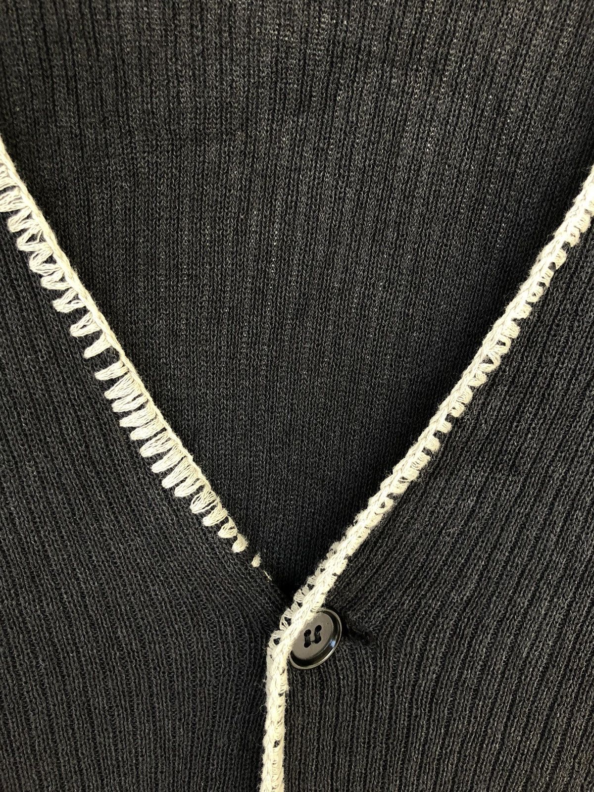 Emporio Armani 1990s Emporio Armani 🇮🇹 Made Cable Knit Waffle Cardigan Size US XL / EU 56 / 4 - 4 Thumbnail