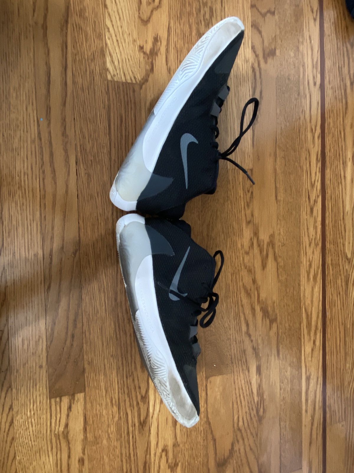 Nike Freak 1 Black White Size US 11 / EU 44 - 2 Thumbnail