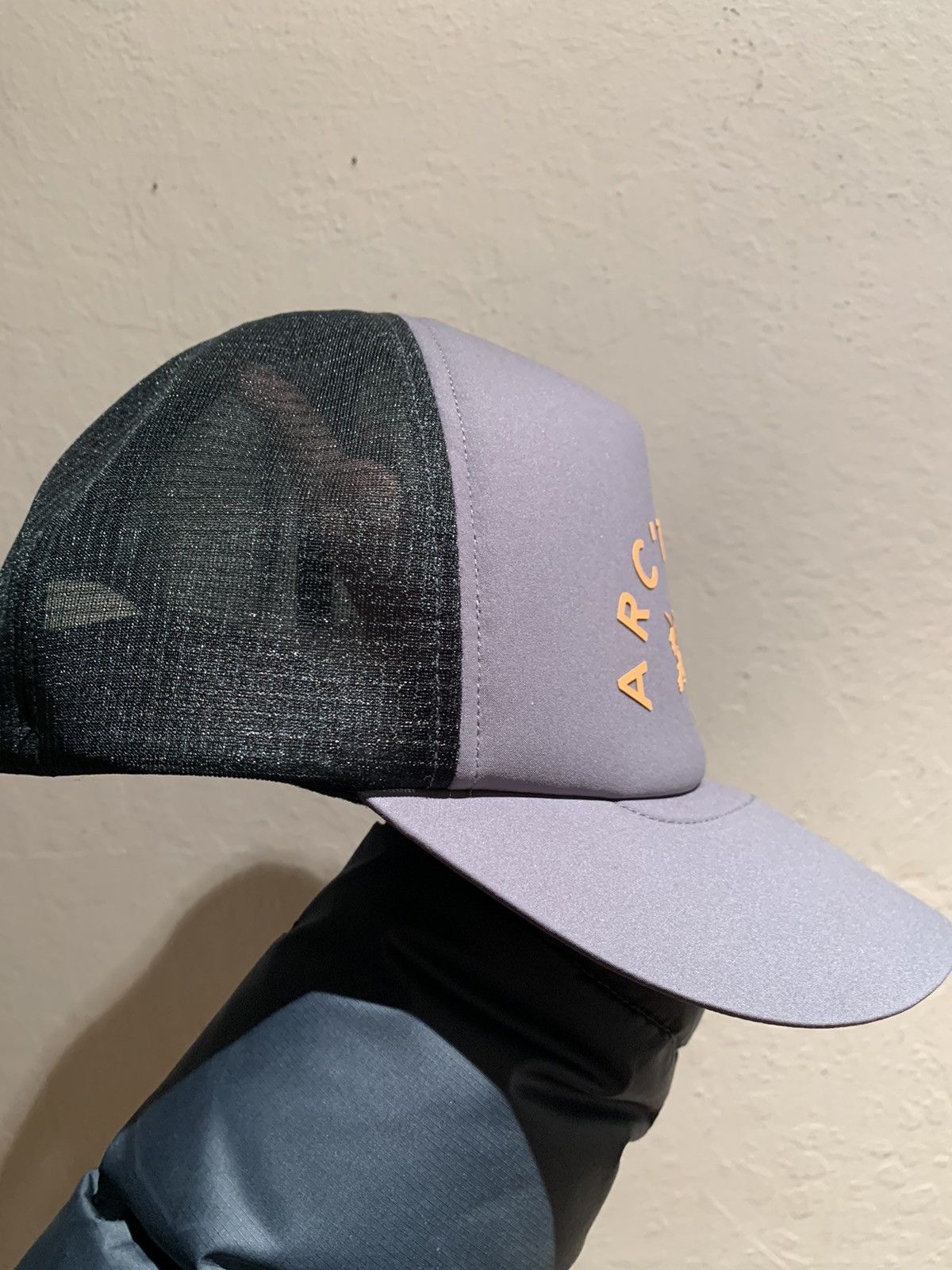 Arc'teryx × Designer *RARE* New Arc’Teryx SnapBack Trucker Style Hat Size ONE SIZE - 3 Thumbnail